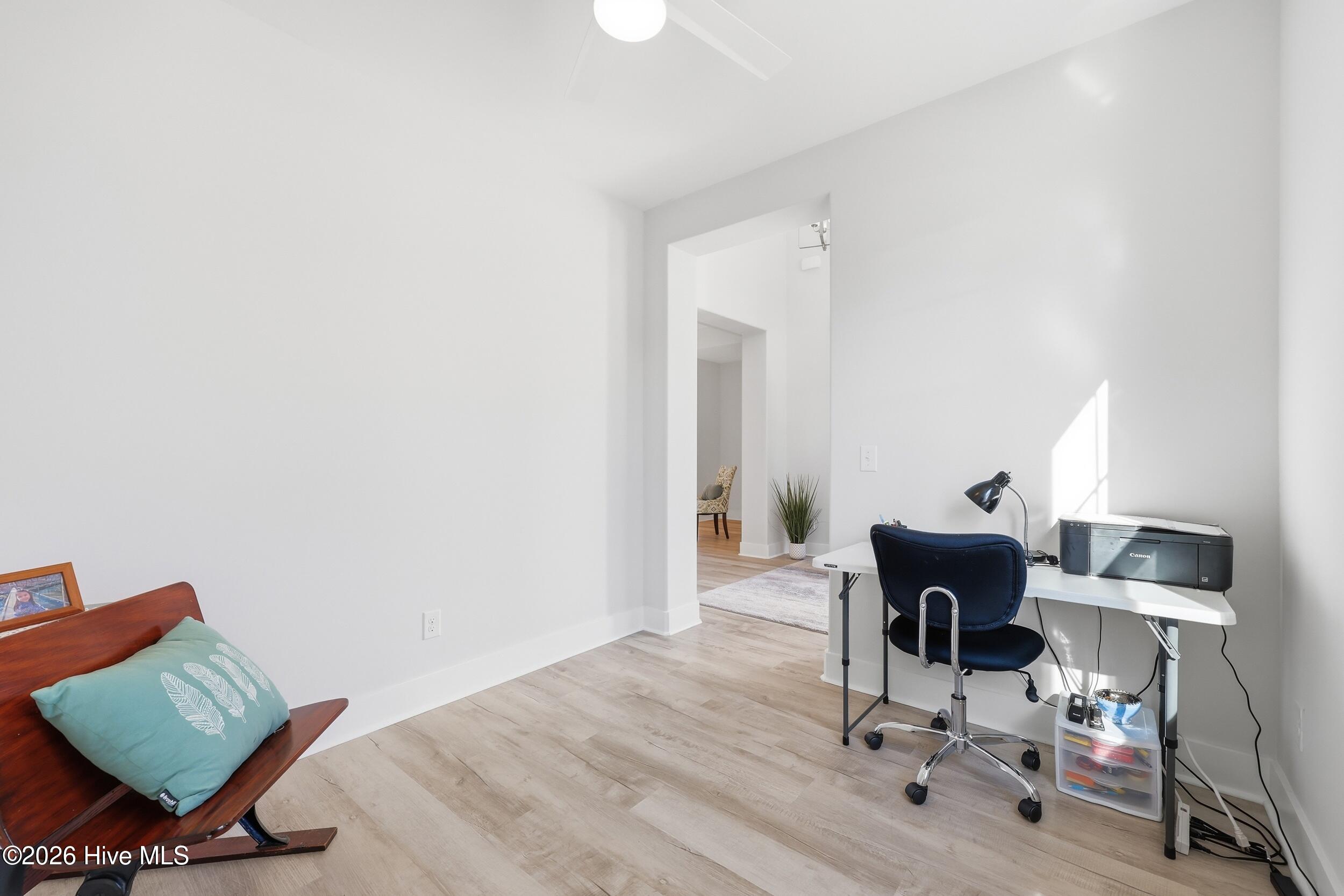 100557442 | Photo 24