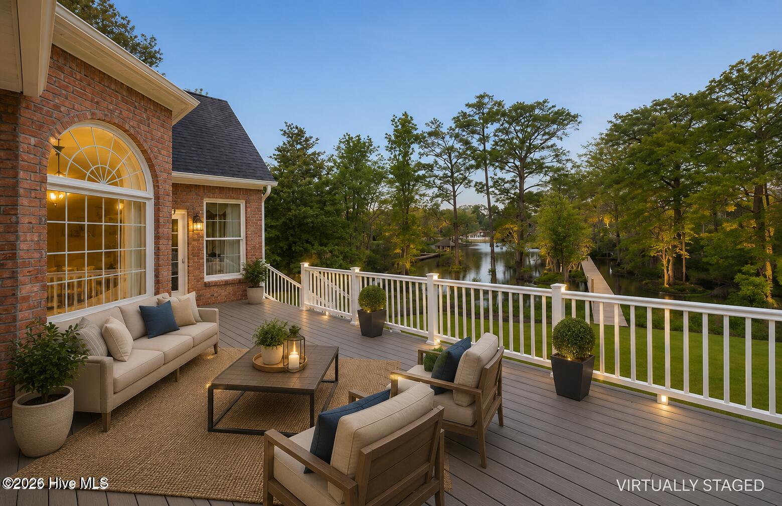 Virtually Staged - Deck