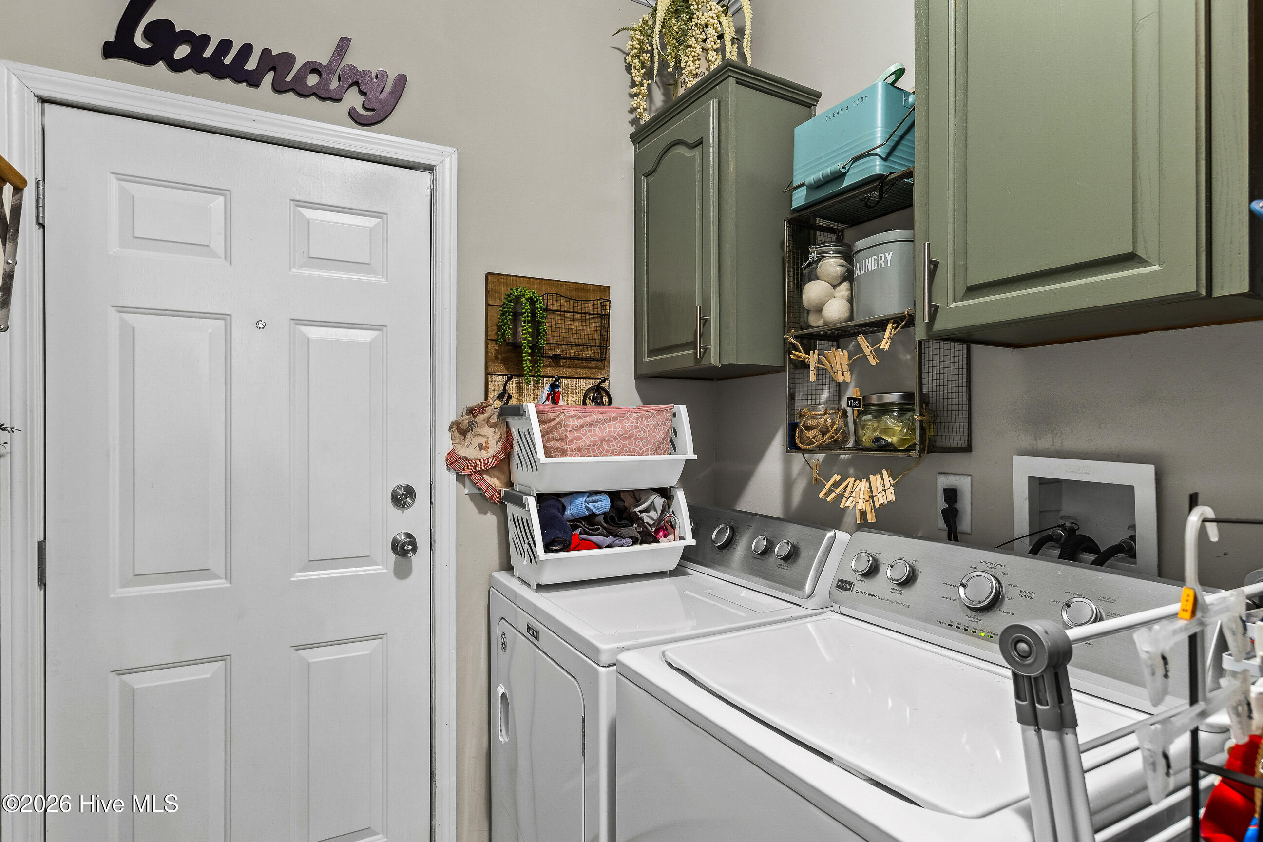 100559126 | Photo 25