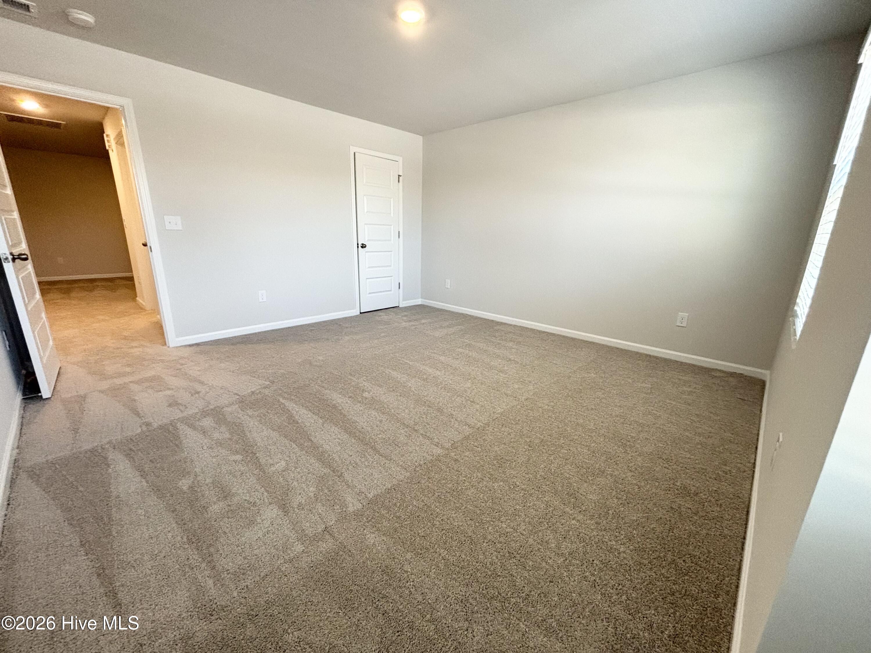 100553838 | Photo 29