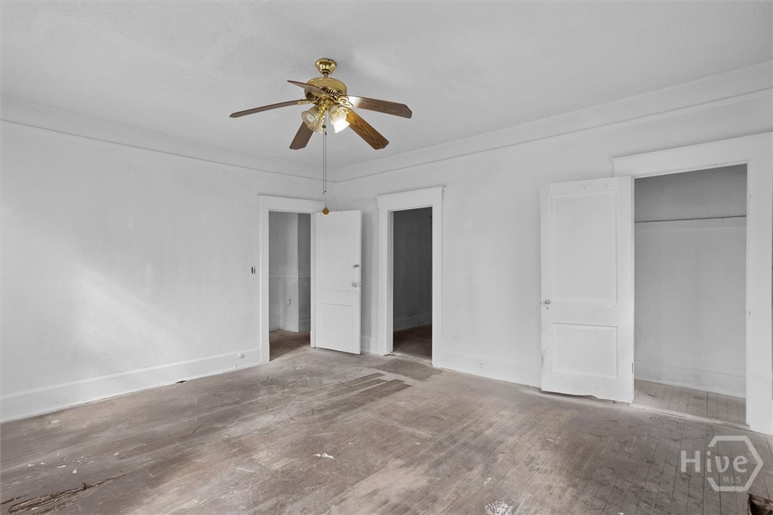 221 E 49th Street, Savannah, GA, 31405