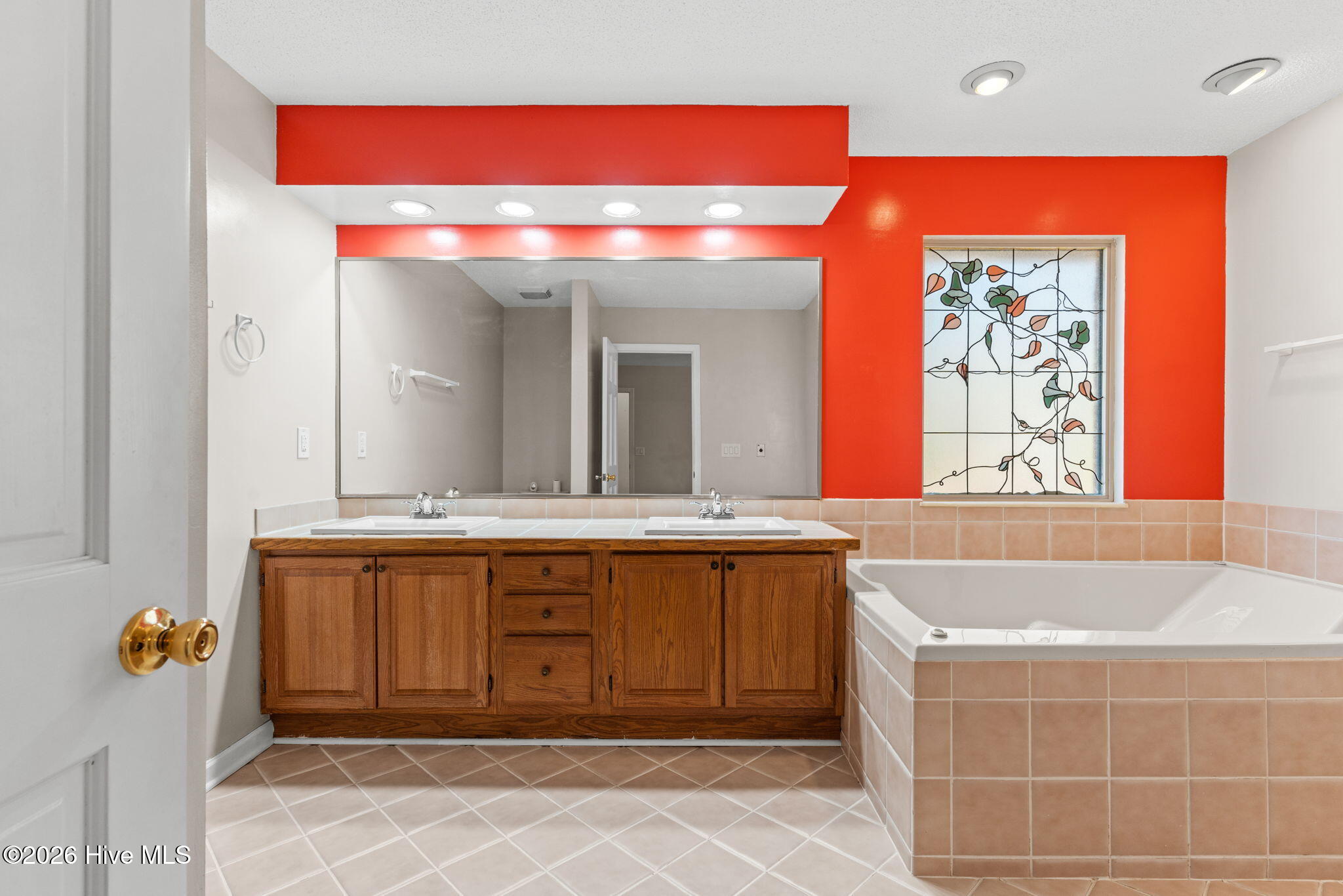 100548556 | Photo 20