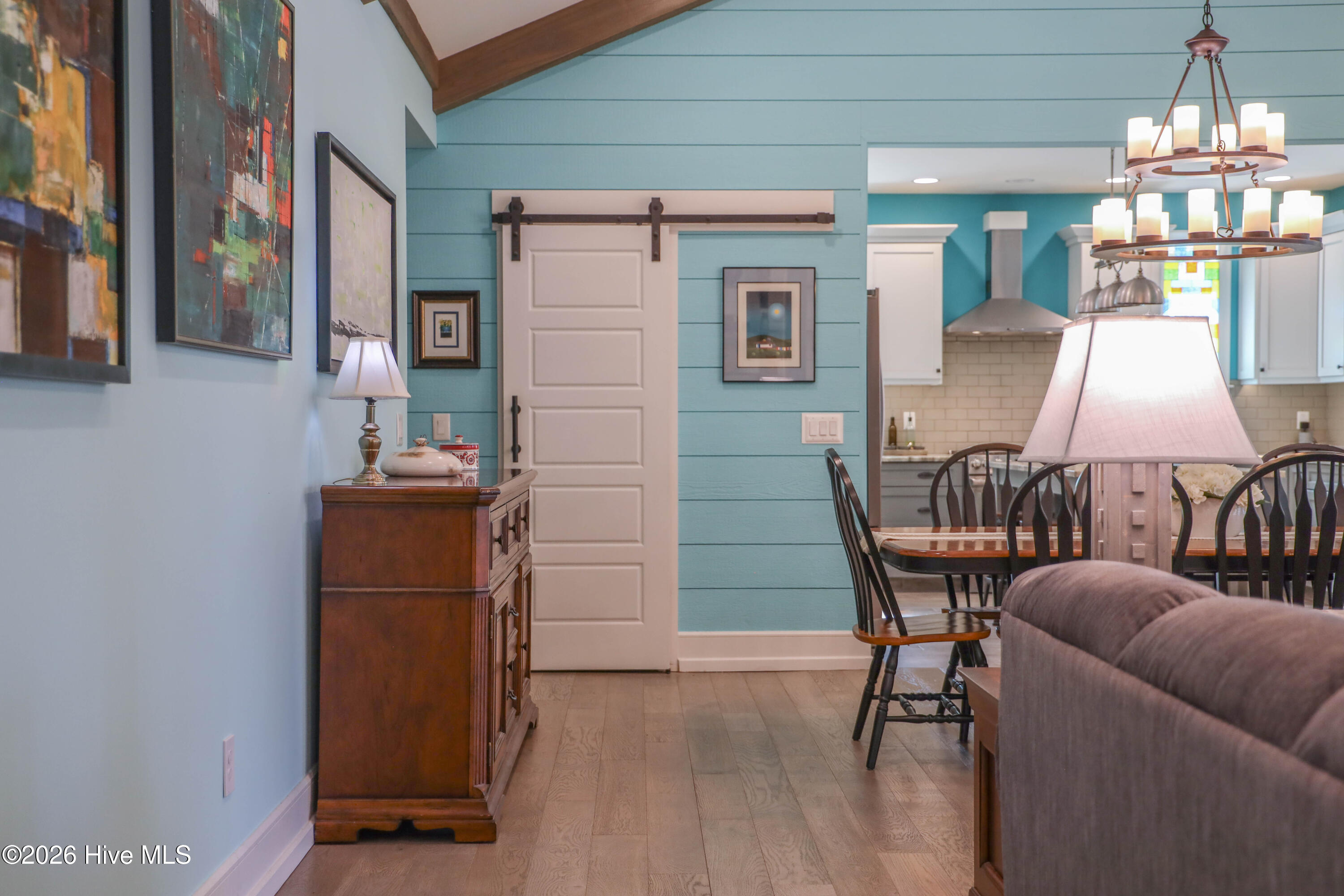 100559025 | Photo 20