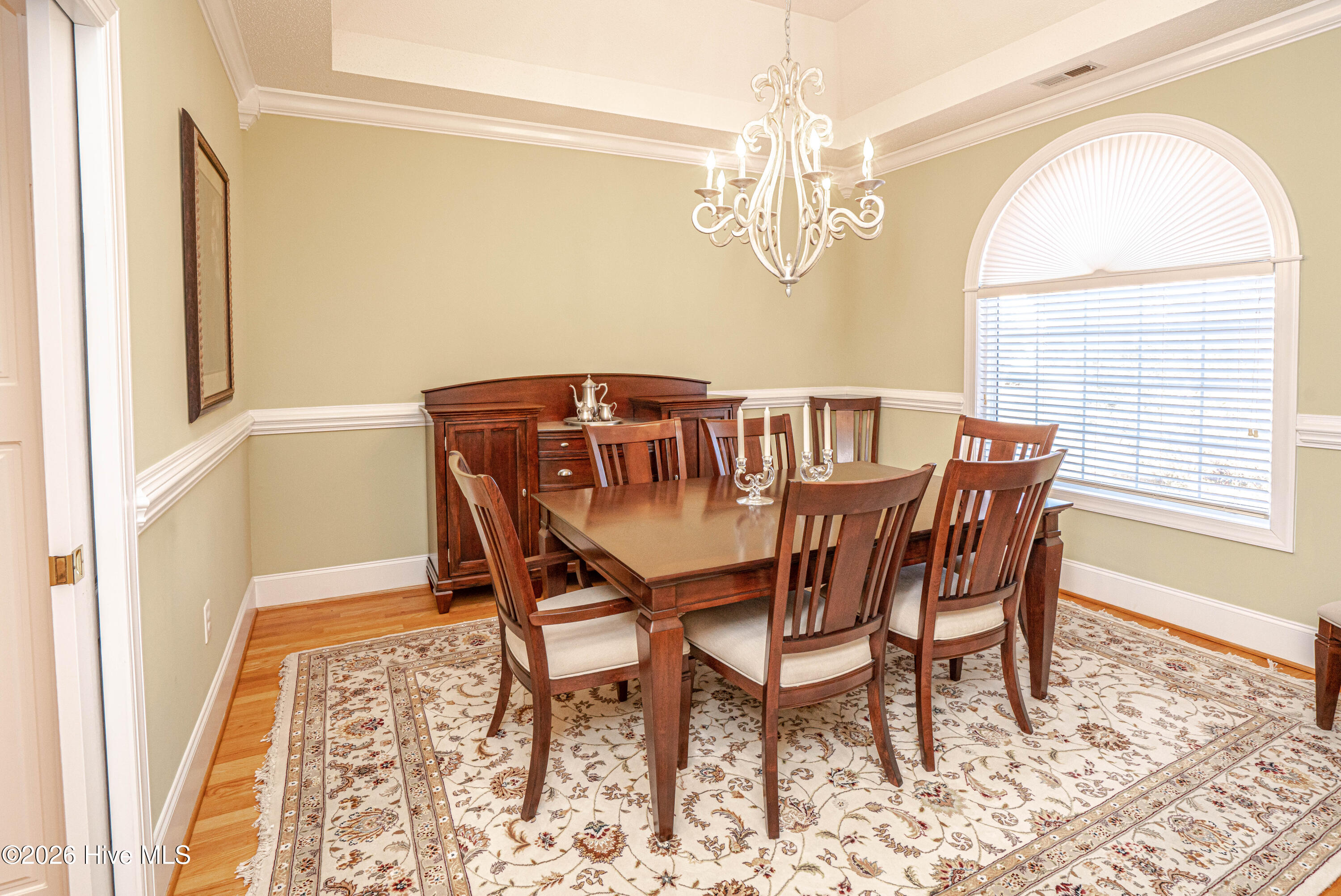 100553536 | Photo 21