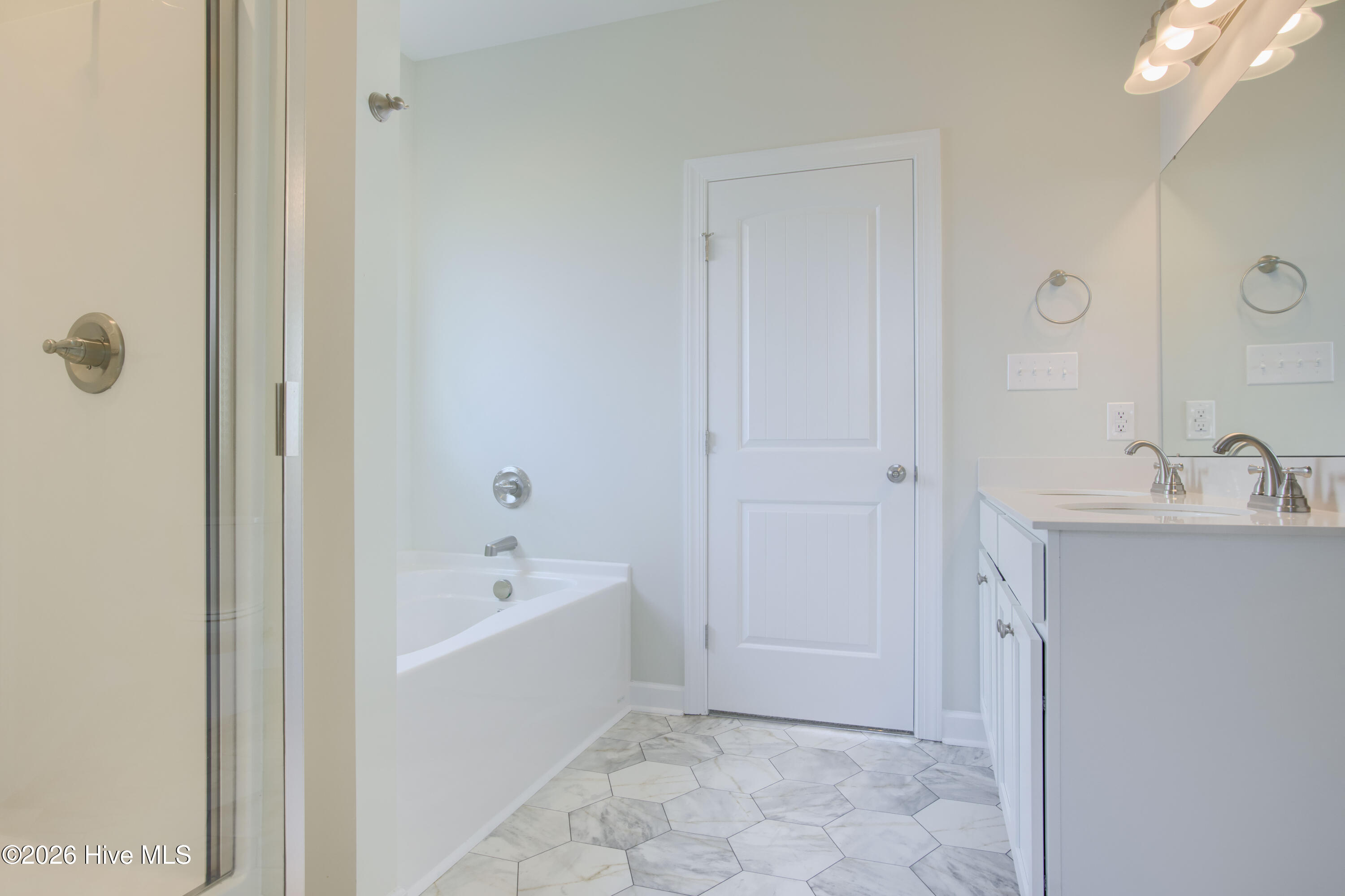 100526868 | Photo 17