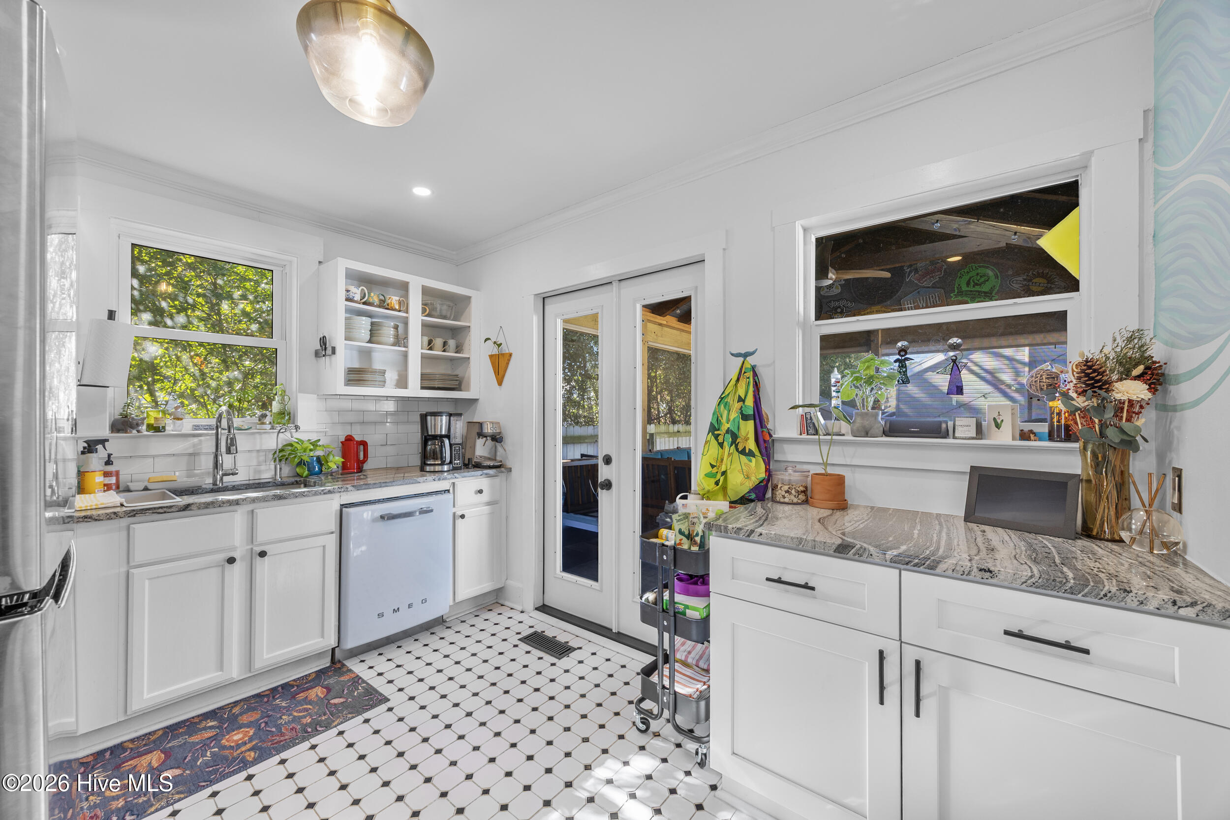 100552854 | Photo 13