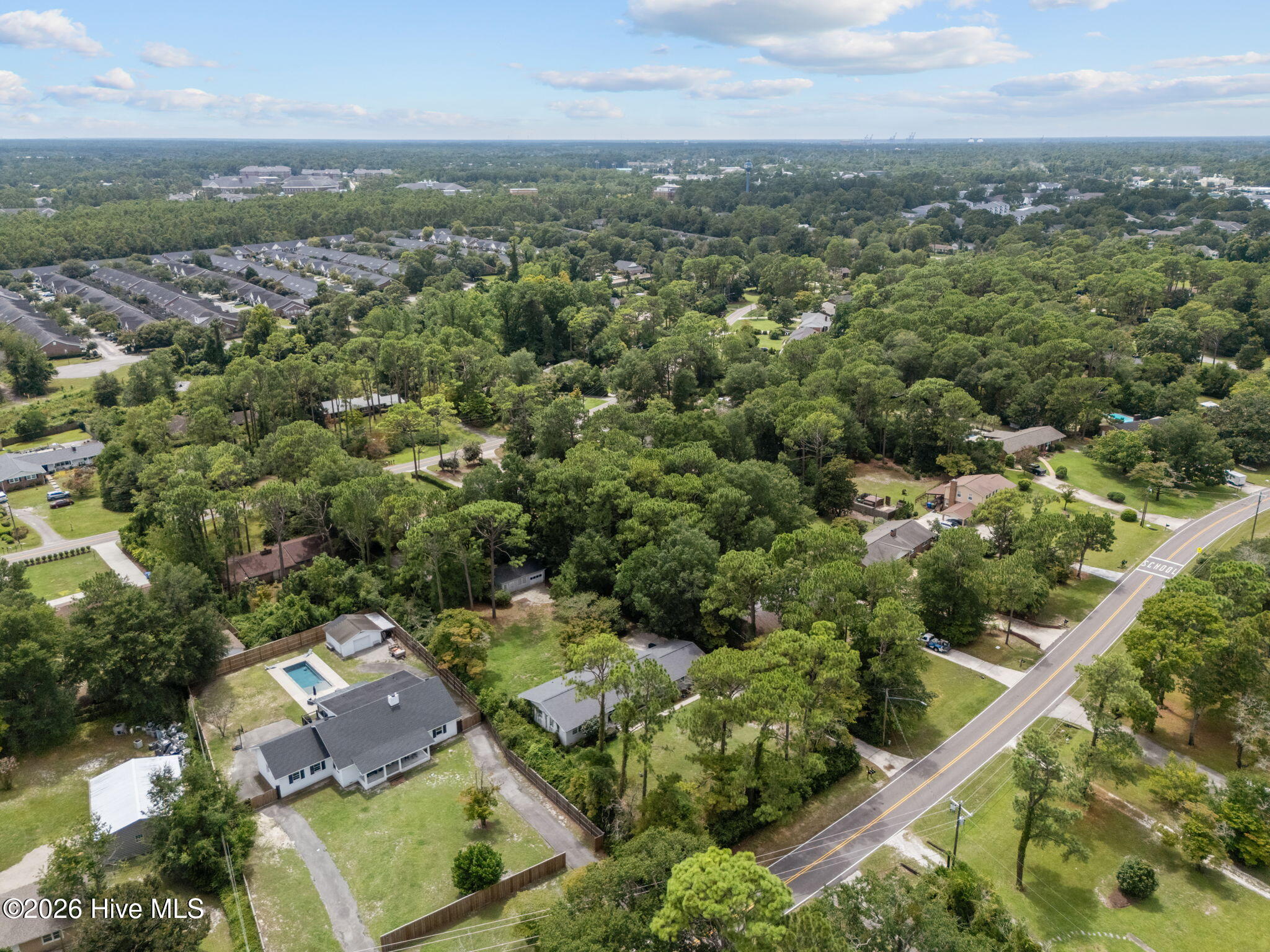 100525803 | Photo 46