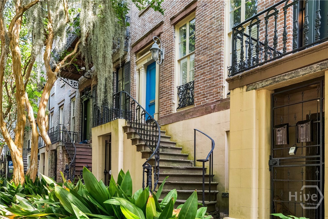 125 Gordon, Savannah, Georgia, 5 Bedroom Bedrooms, 0 ,6 BathroomBathrooms,Townhouse,For sale,Gordon,SA360816