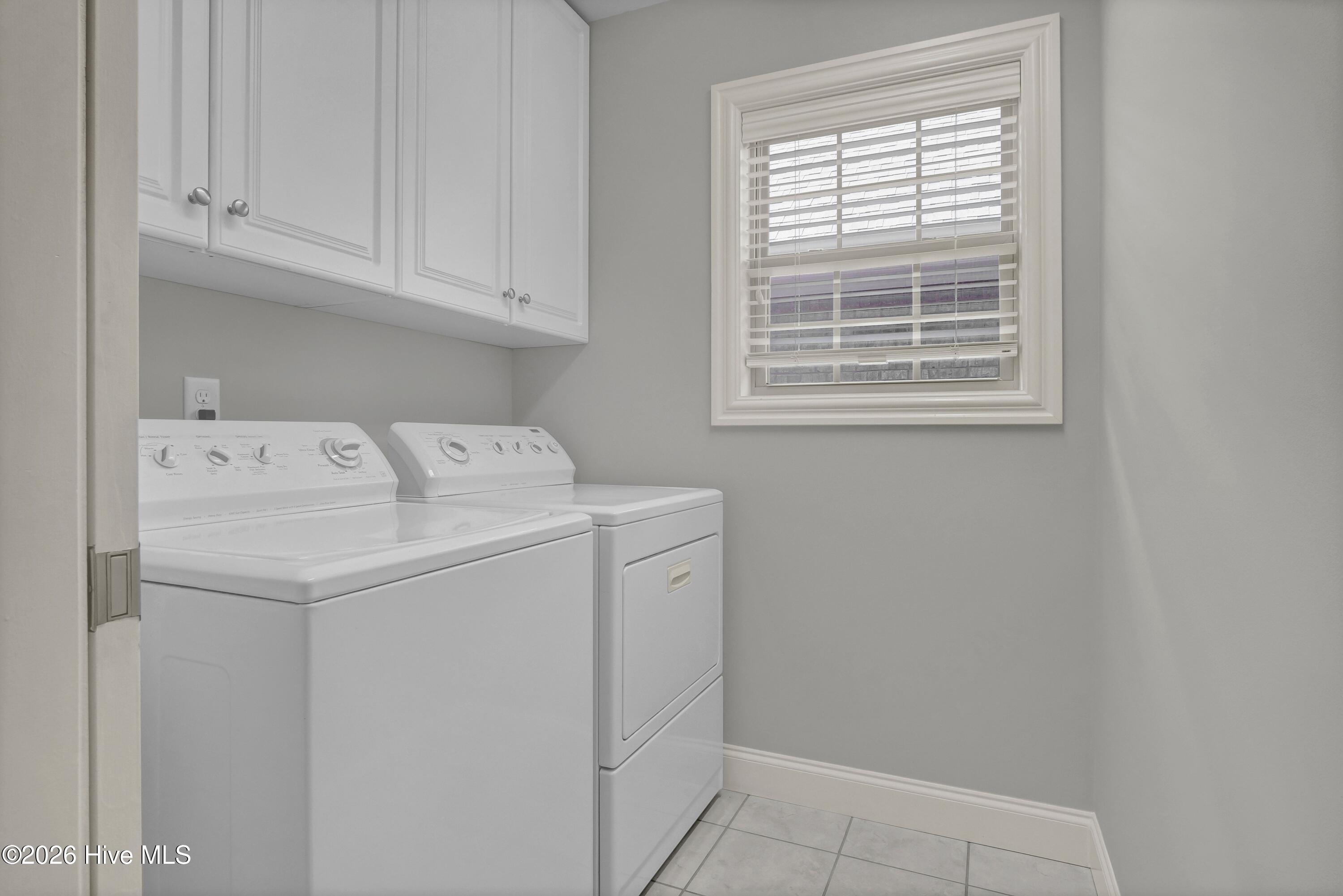 100560728 | Photo 26