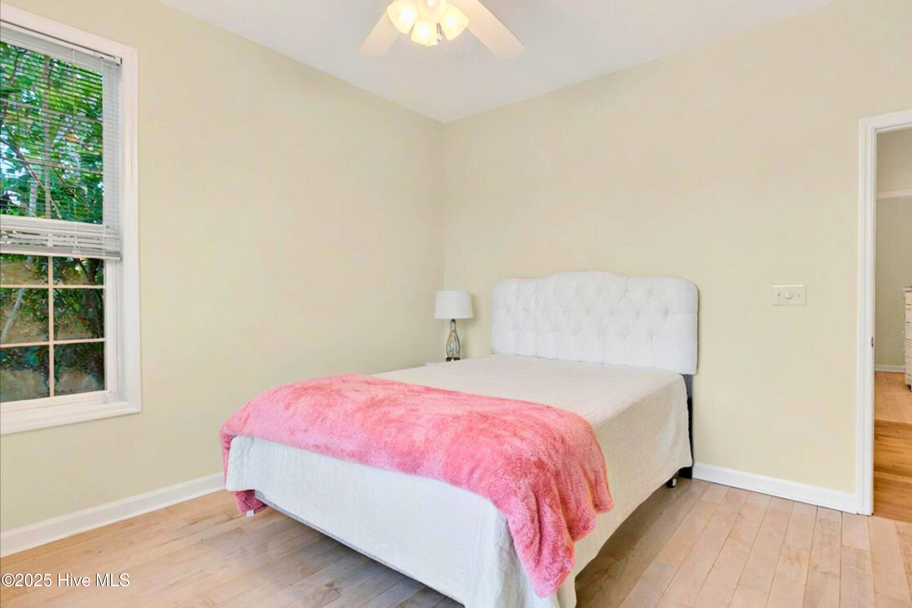 100506525 | Photo 32