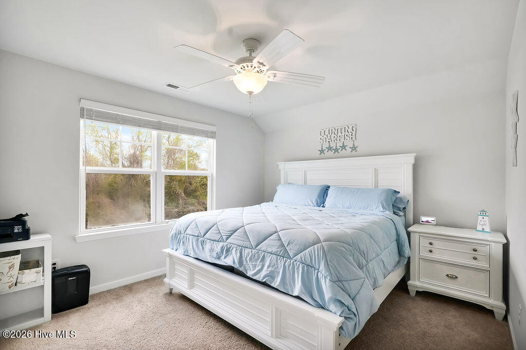 100565094 | Photo 28