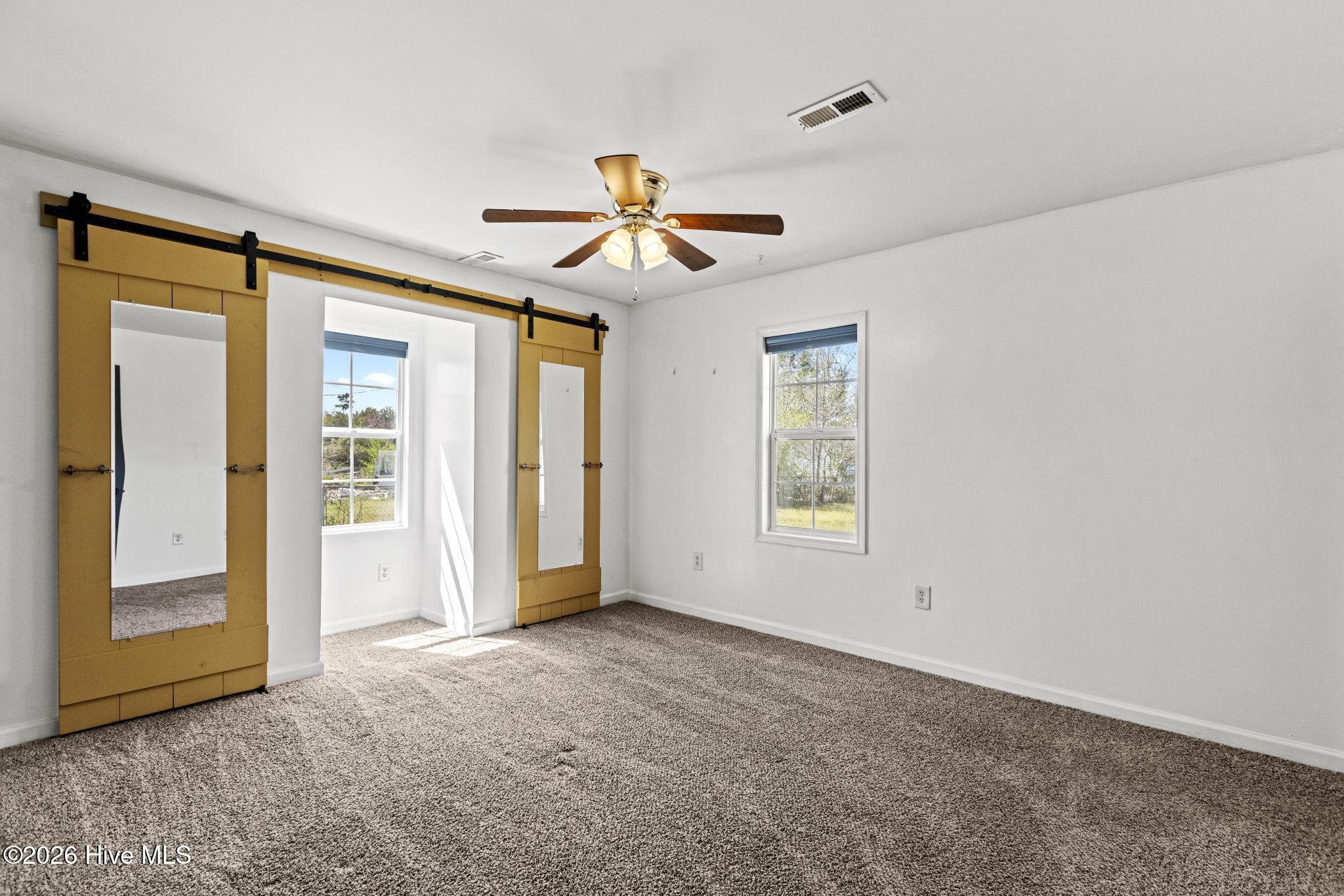 100564622 | Photo 21