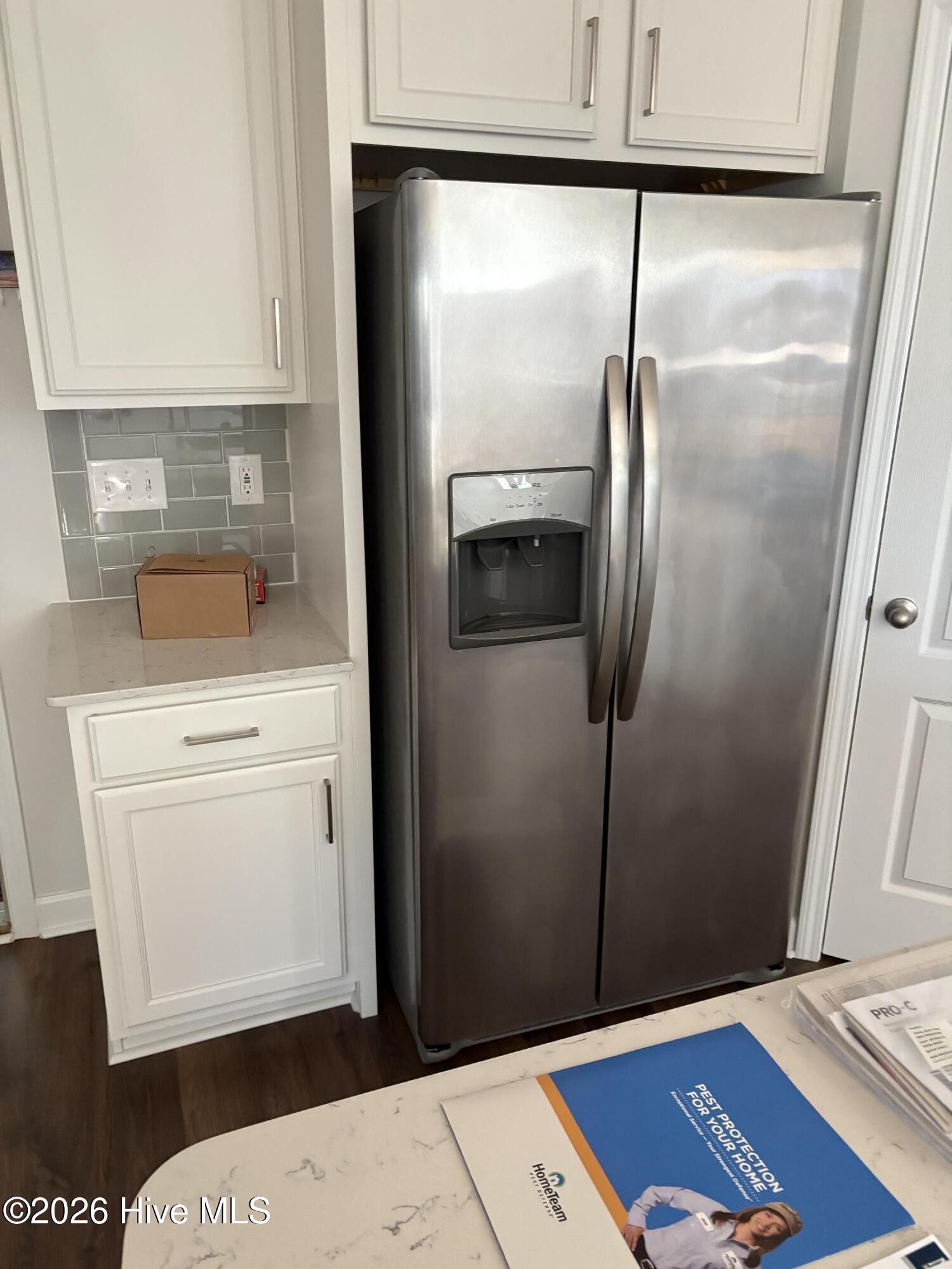 100563283 | Photo 37