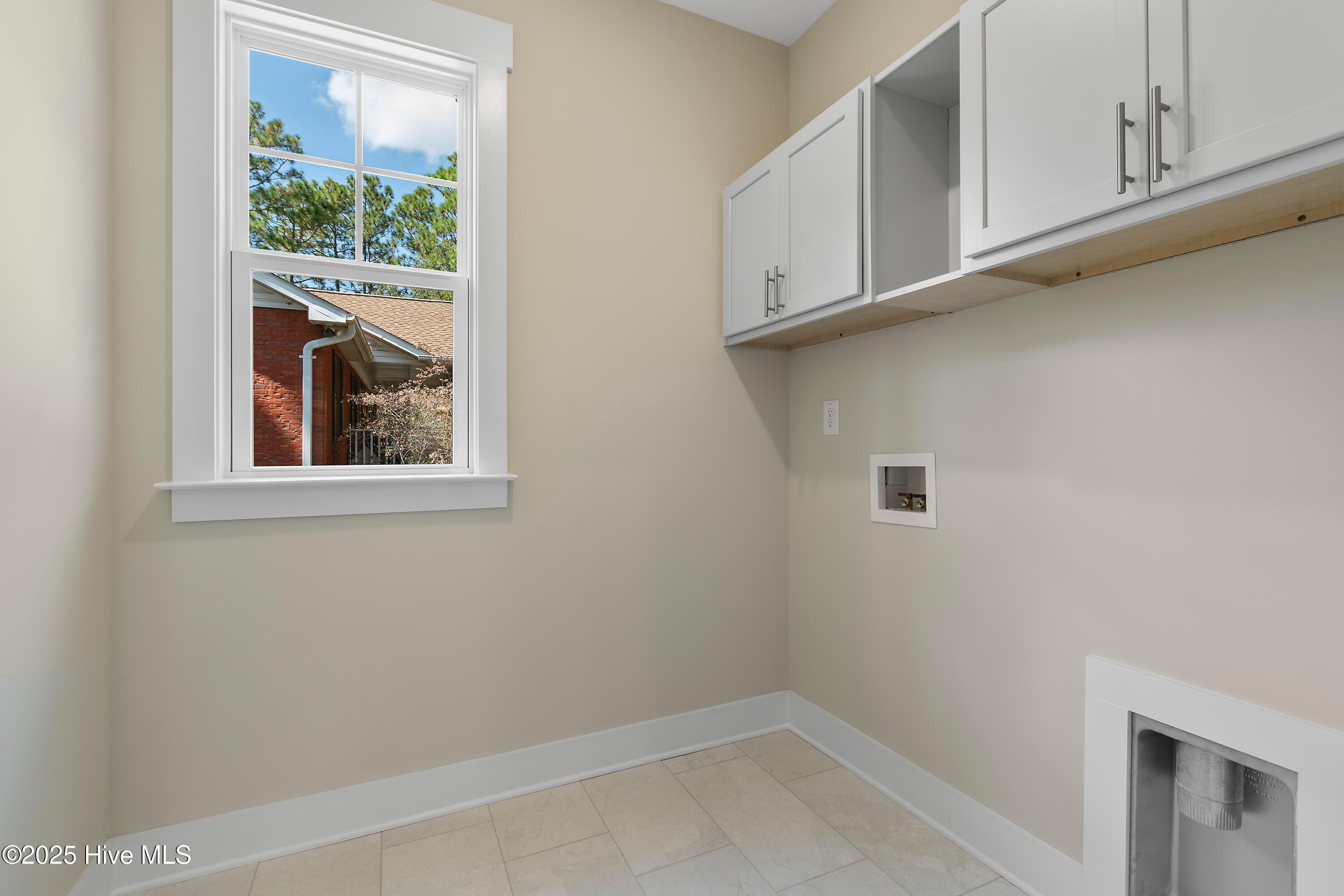 100513249 | Photo 46