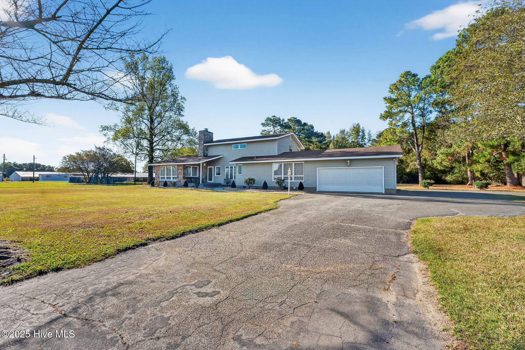 Homes for sale in Goldsboro, NC | 329 Ditchbank Rd, Goldsboro, NC 27534 | MLS# 100536998