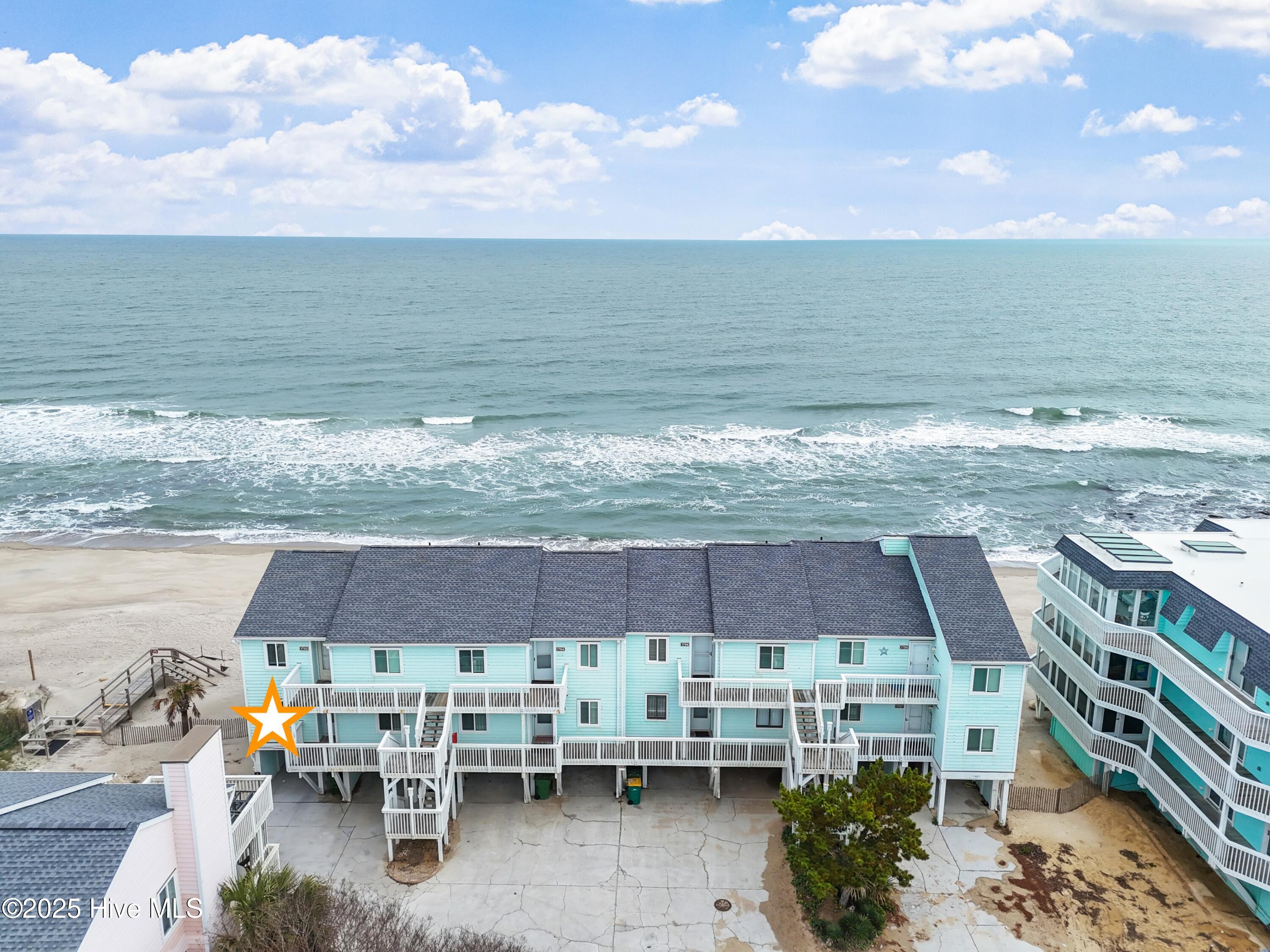 100544302 | Photo 36