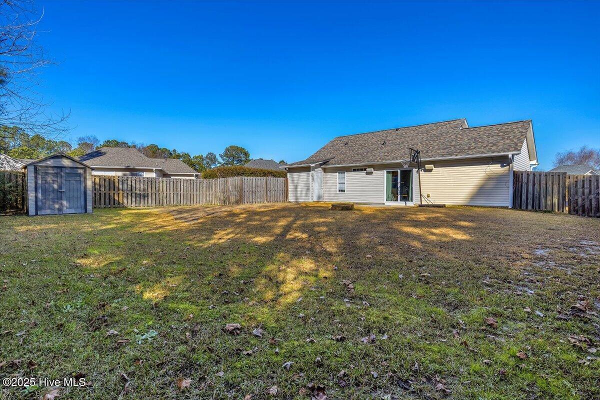 100546771 | Photo 34