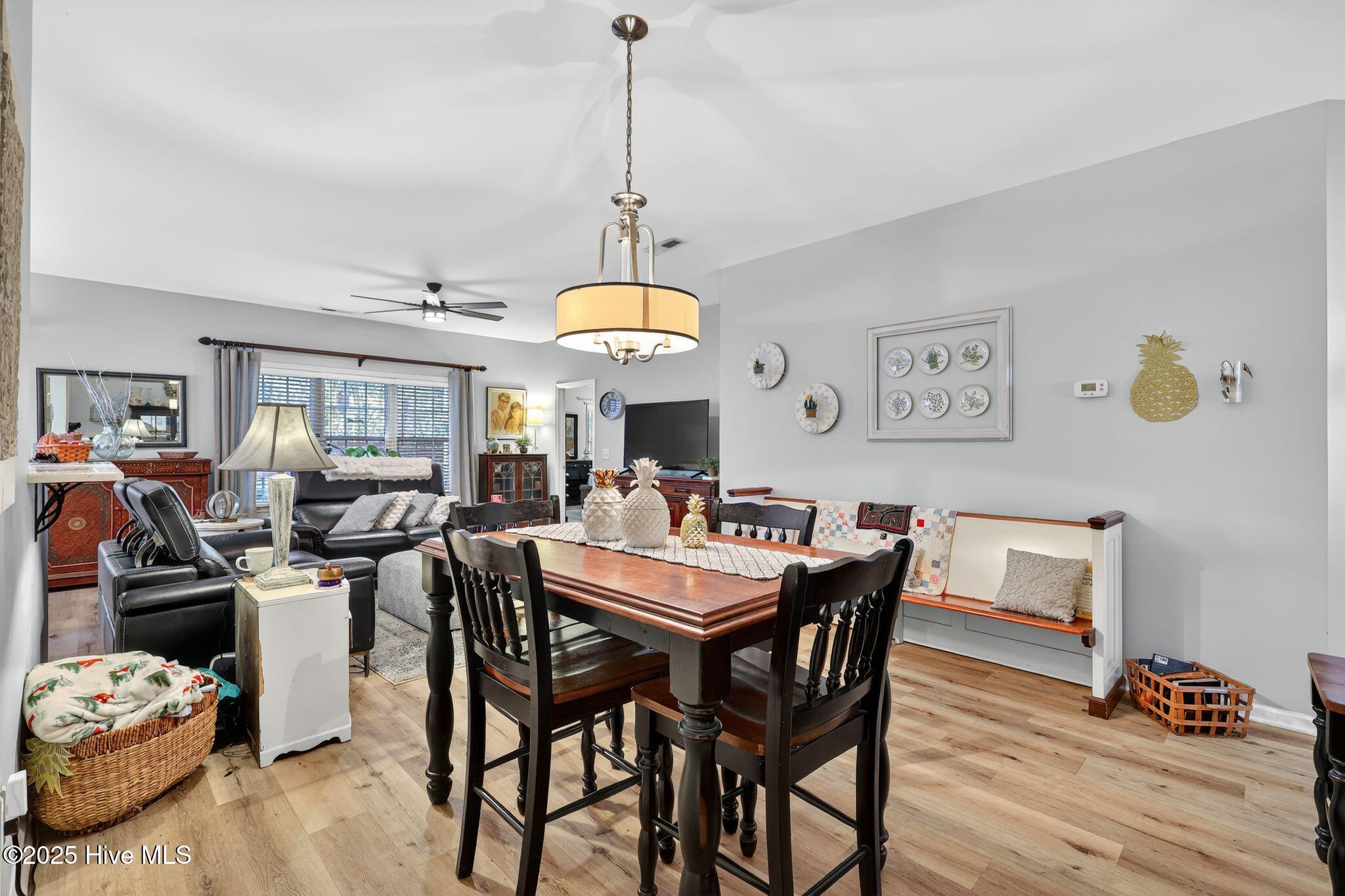 100539359 | Photo 15