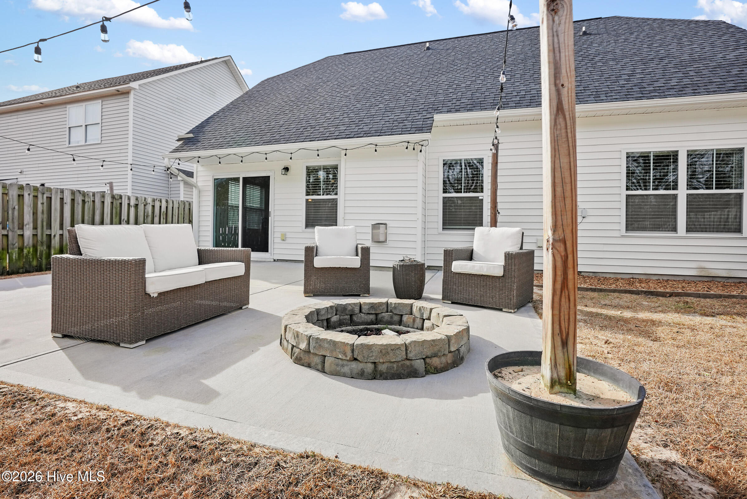 100552712 | Photo 40