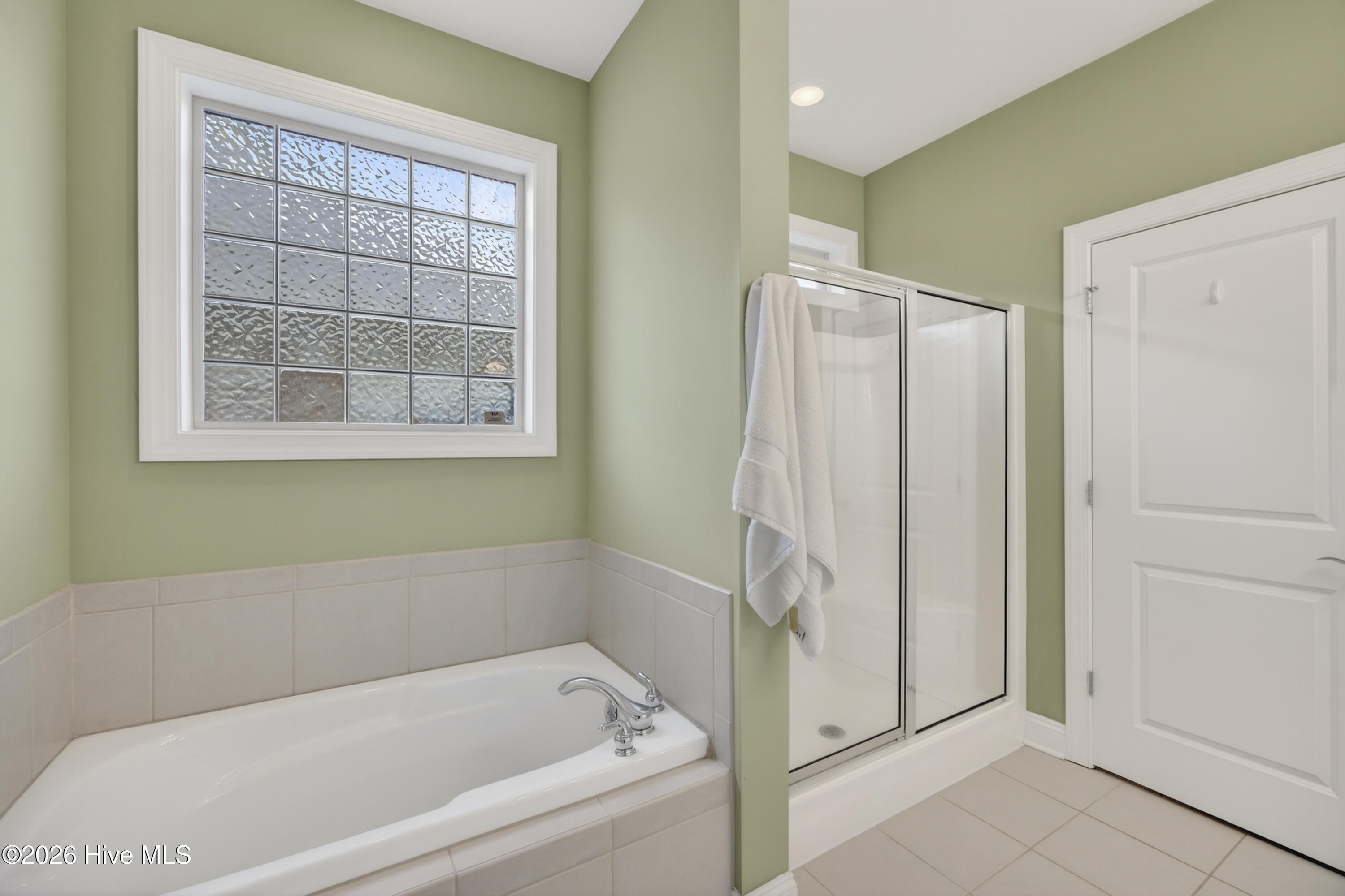 100550838 | Photo 29