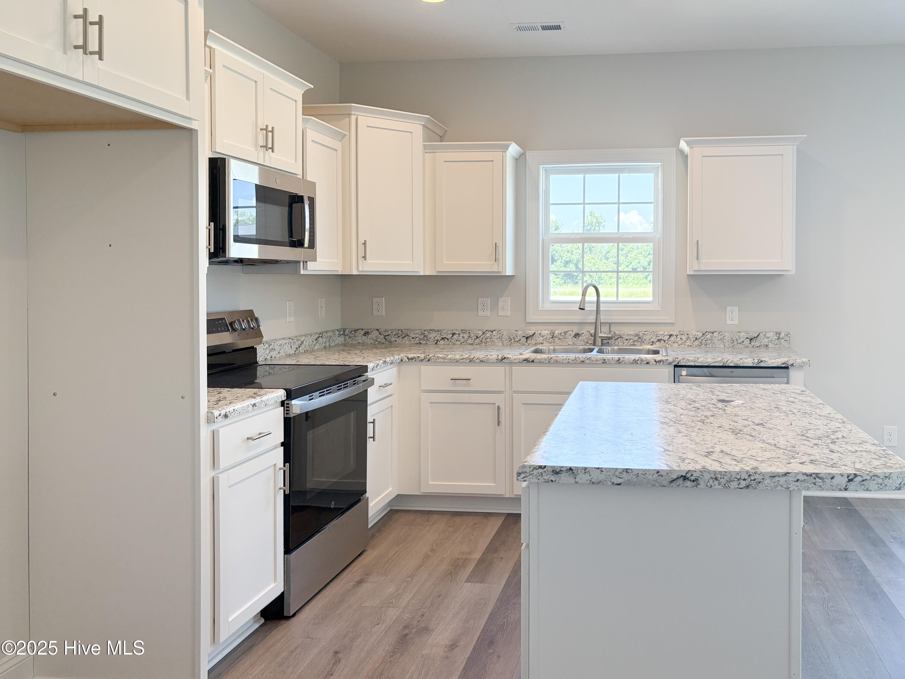 Homes for sale in Maysville, NC | 800 Calebs Creek Ct, Maysville, NC 28555 | MLS# 100482242