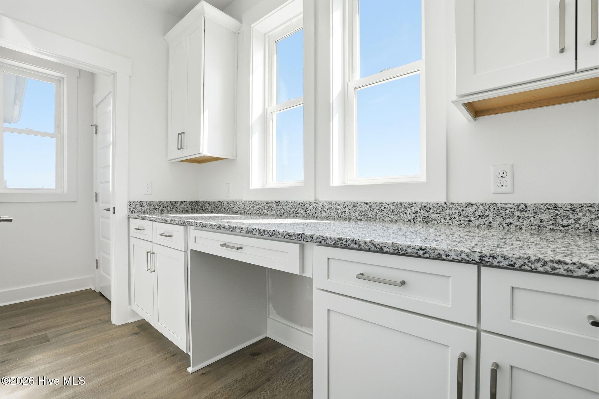 100558491 | Photo 35