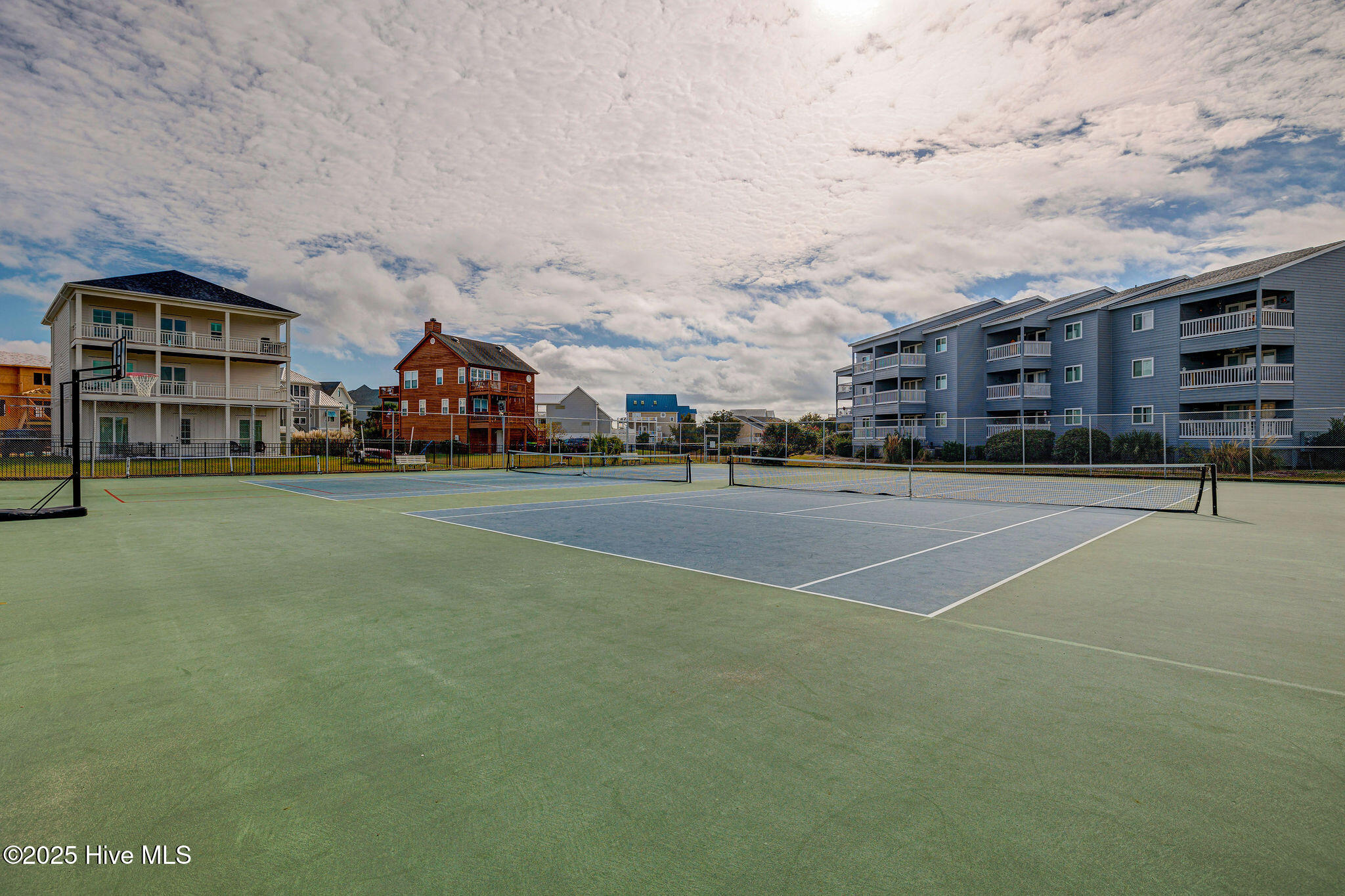 100525096 | Photo 37