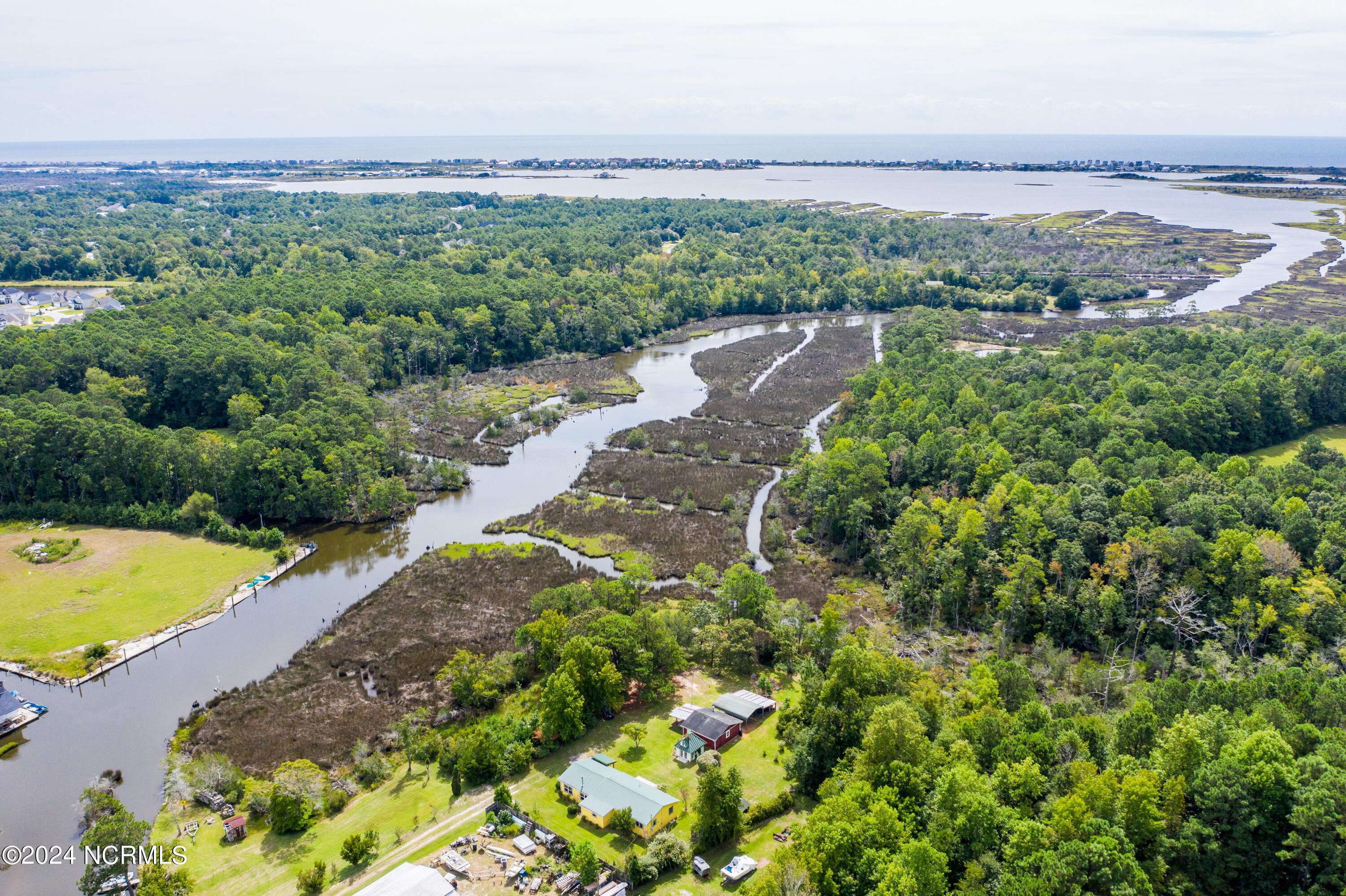 100546361 | Photo 39