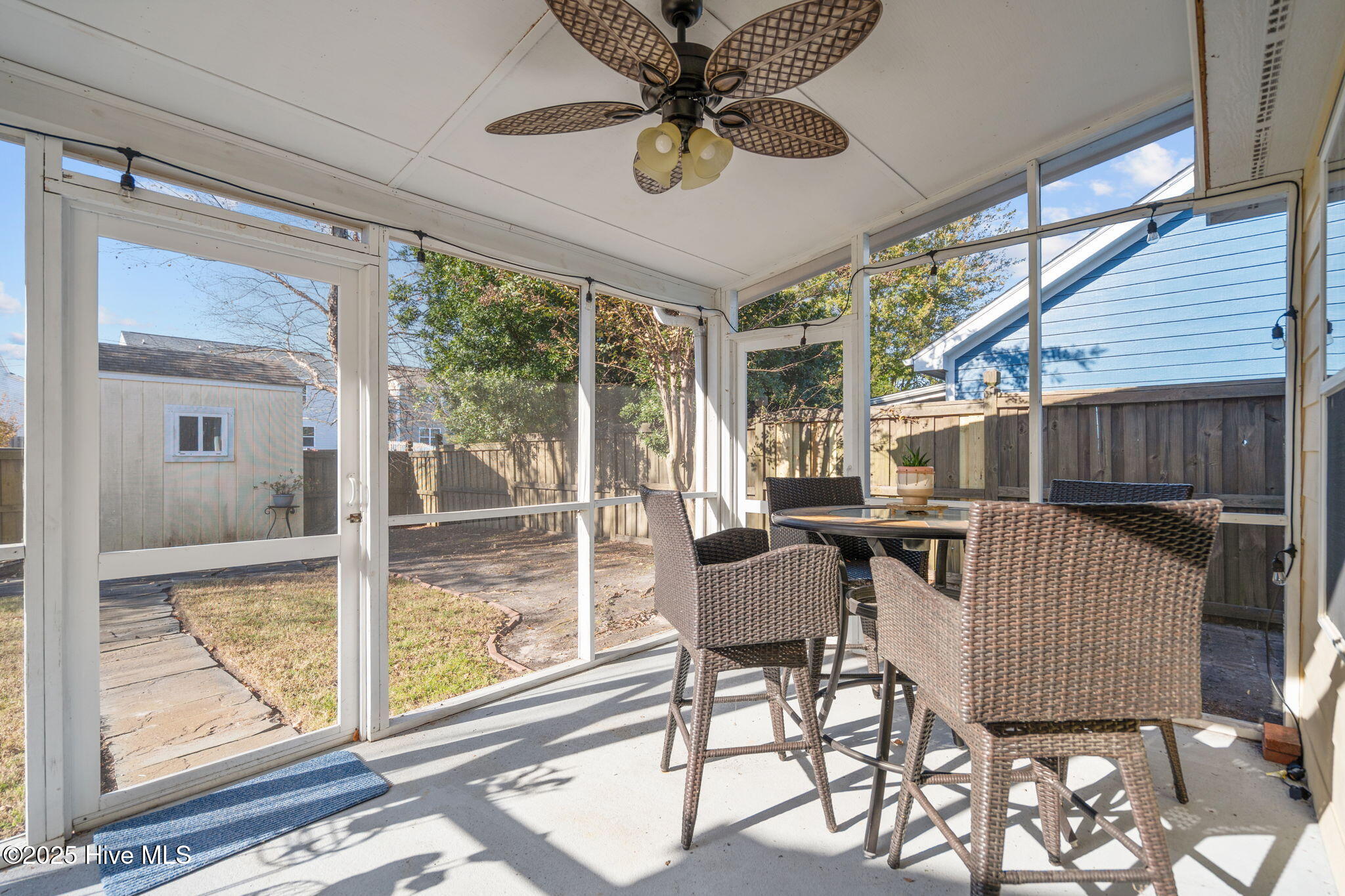 100541640 | Photo 27