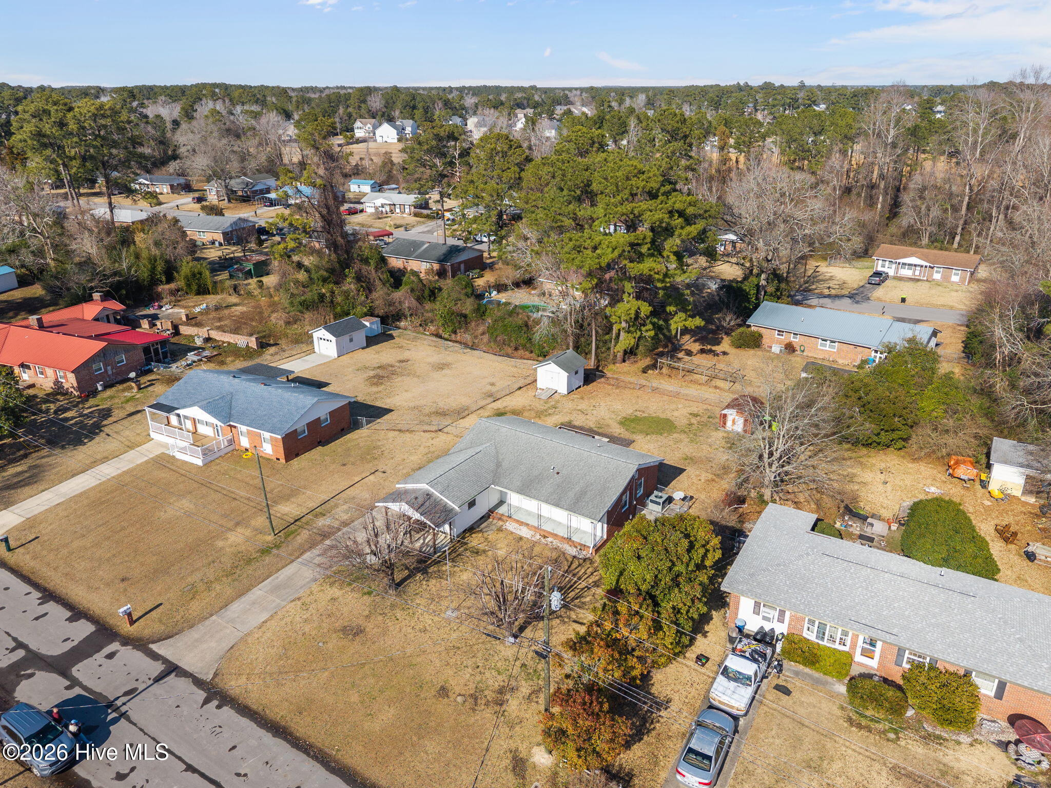 100554438 | Photo 35