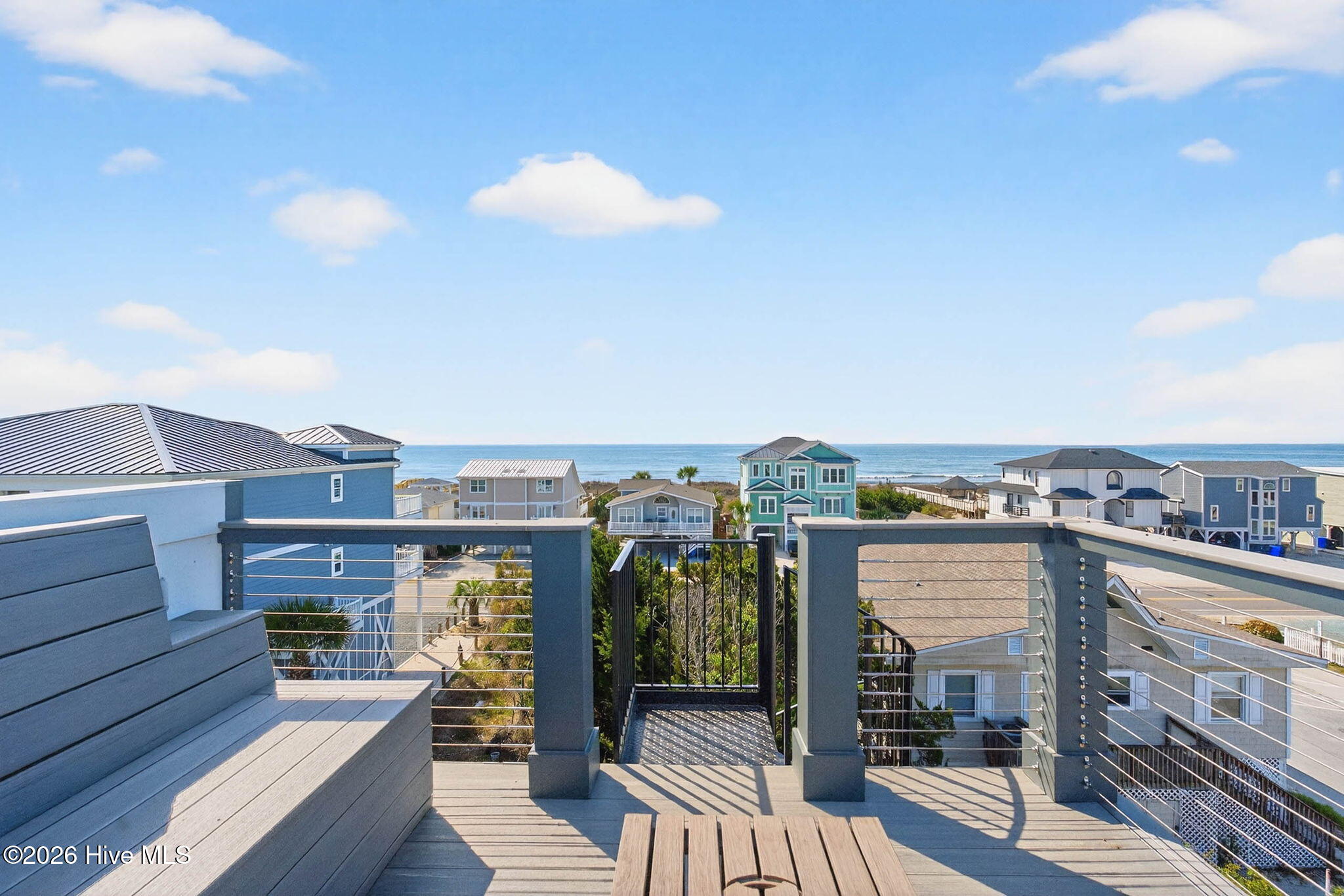 100565153 | Photo 22