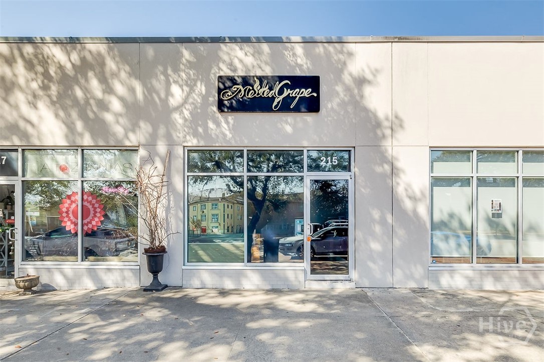 215 Broad, Savannah, Georgia, 0 ,Retail,For sale,Broad,SA342228