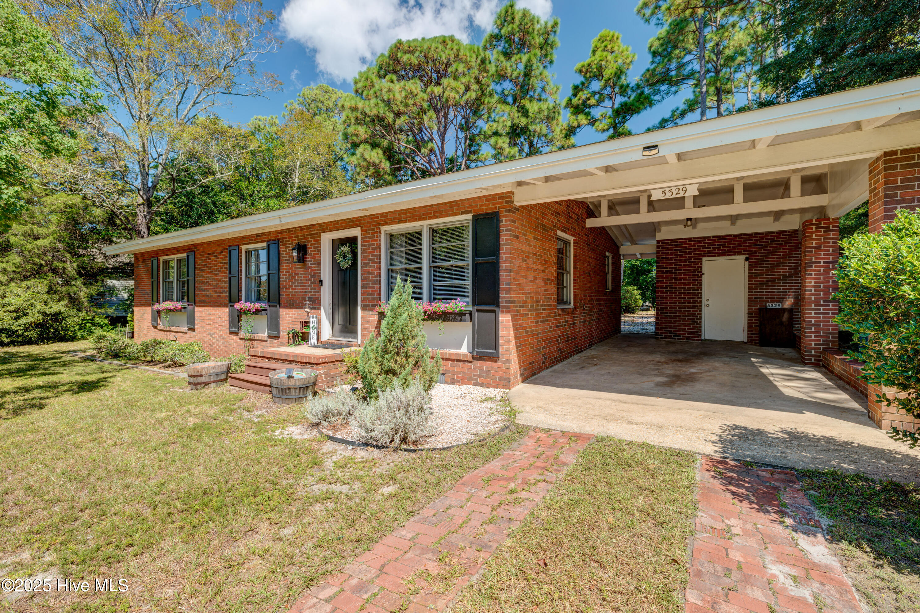5329 Autumn Drive, Wilmington, NC 28409 – photo 2: 5329AutumnDrive-4