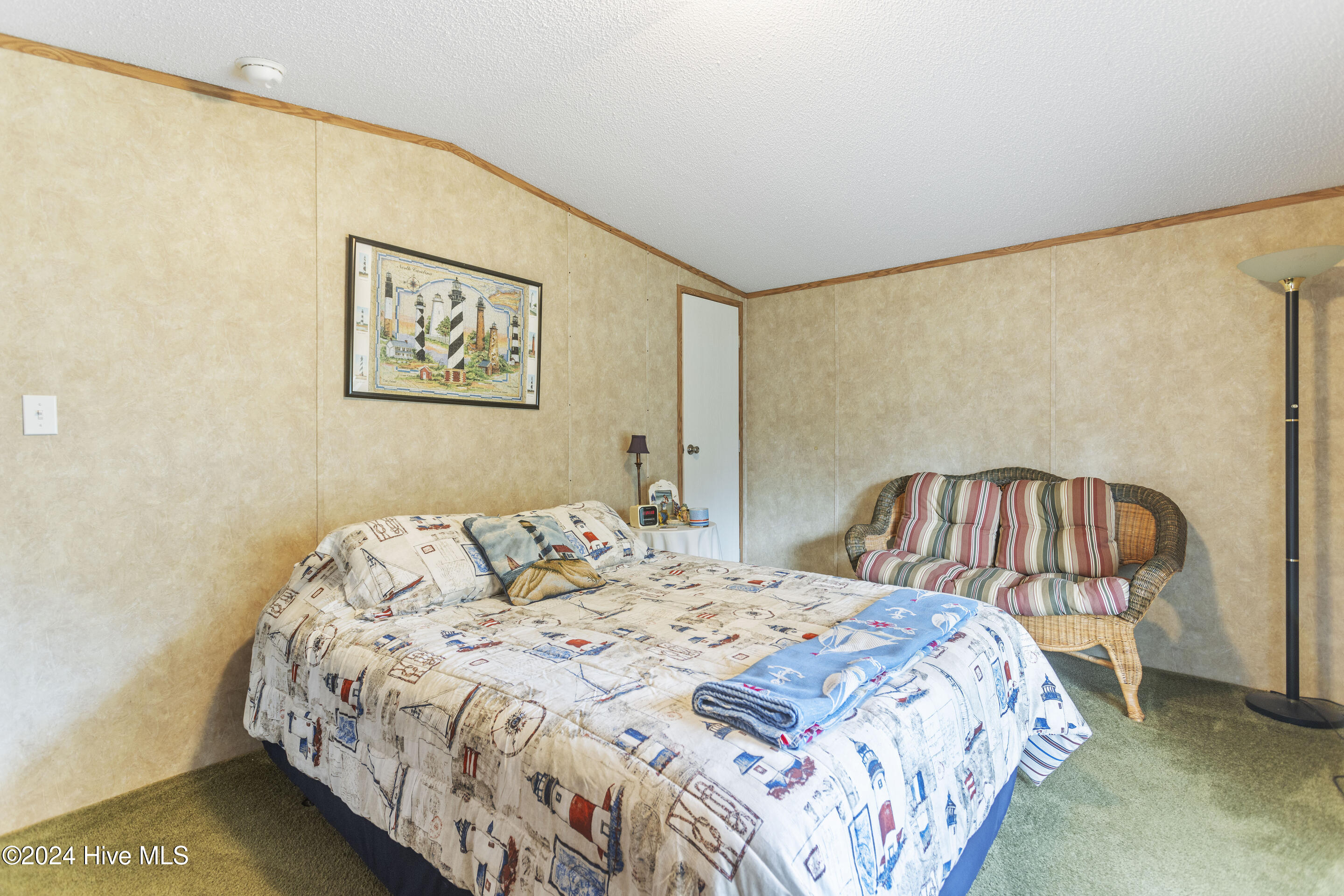 100475199 | Photo 22