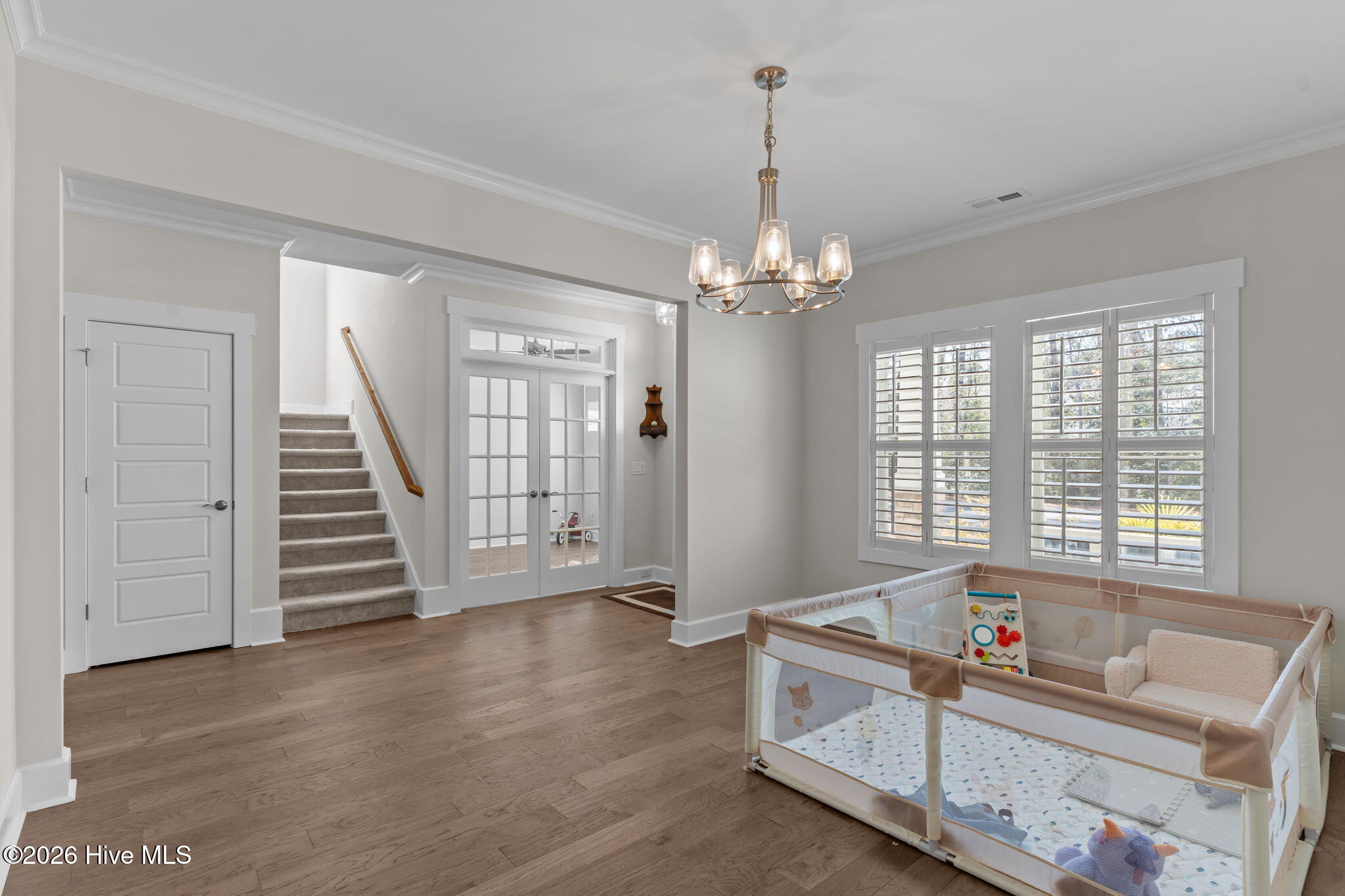 100555424 | Photo 14