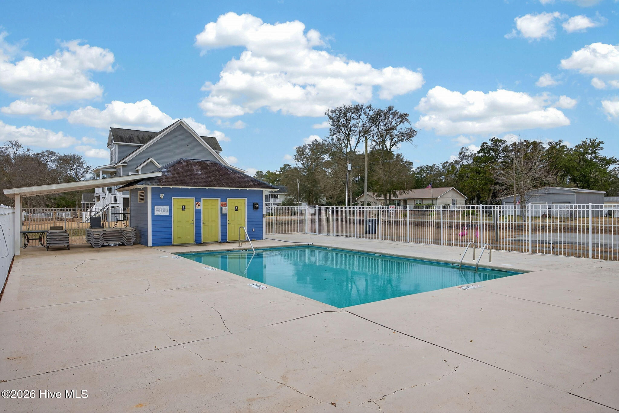 100555452 | Photo 61