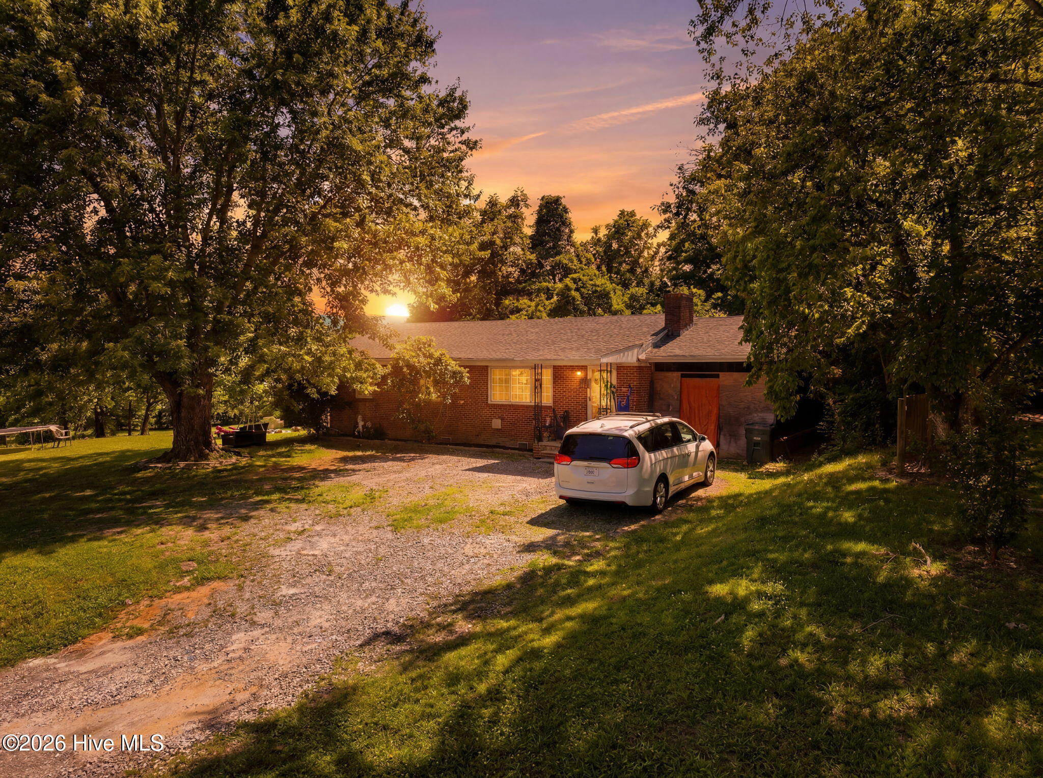 613 Robbinsville Road