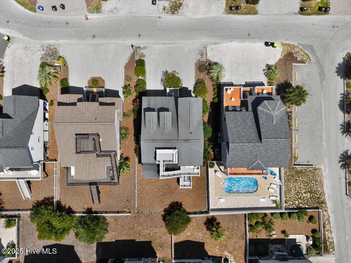 100523553 | Photo 47