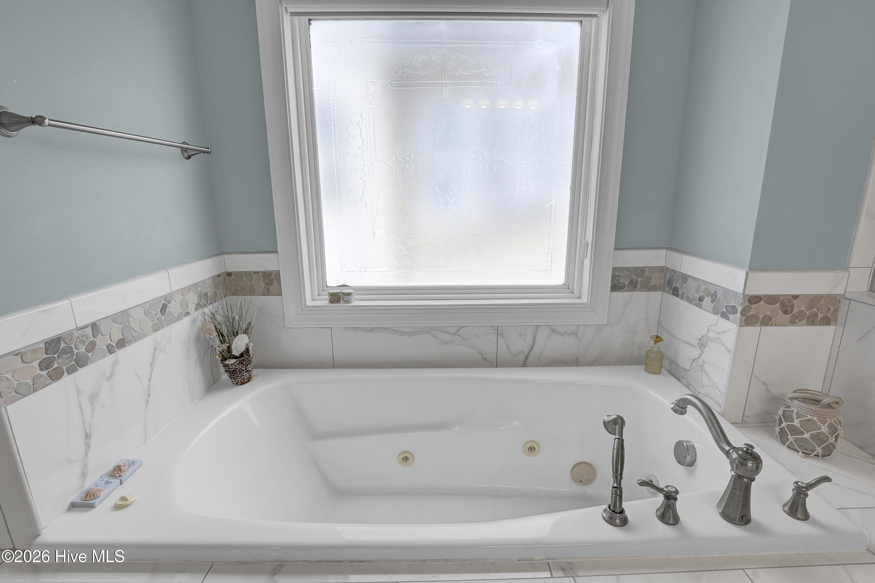 100559155 | Photo 33