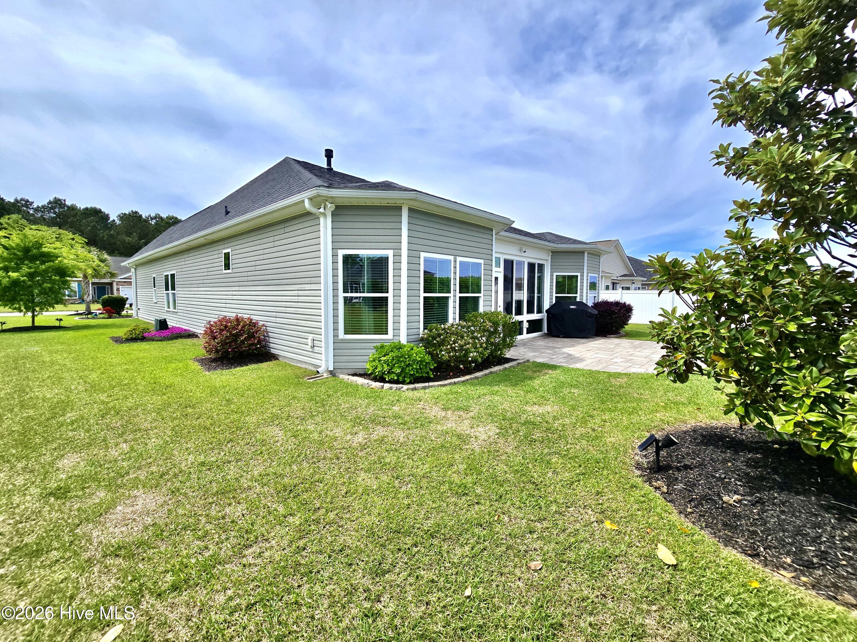 100551713 | Photo 37