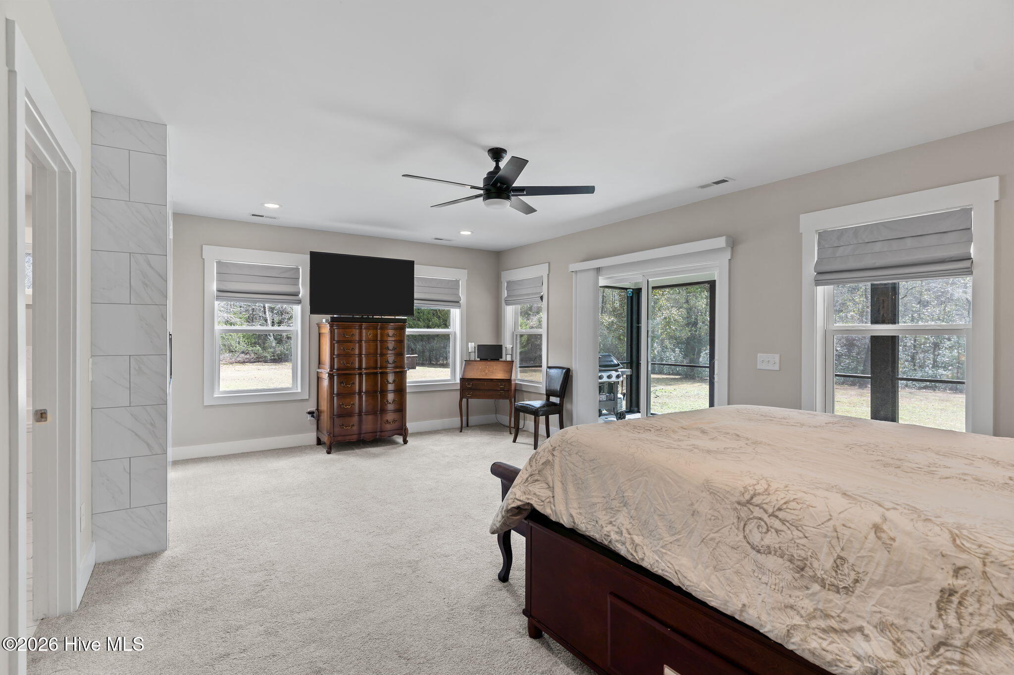 100559500 | Photo 19