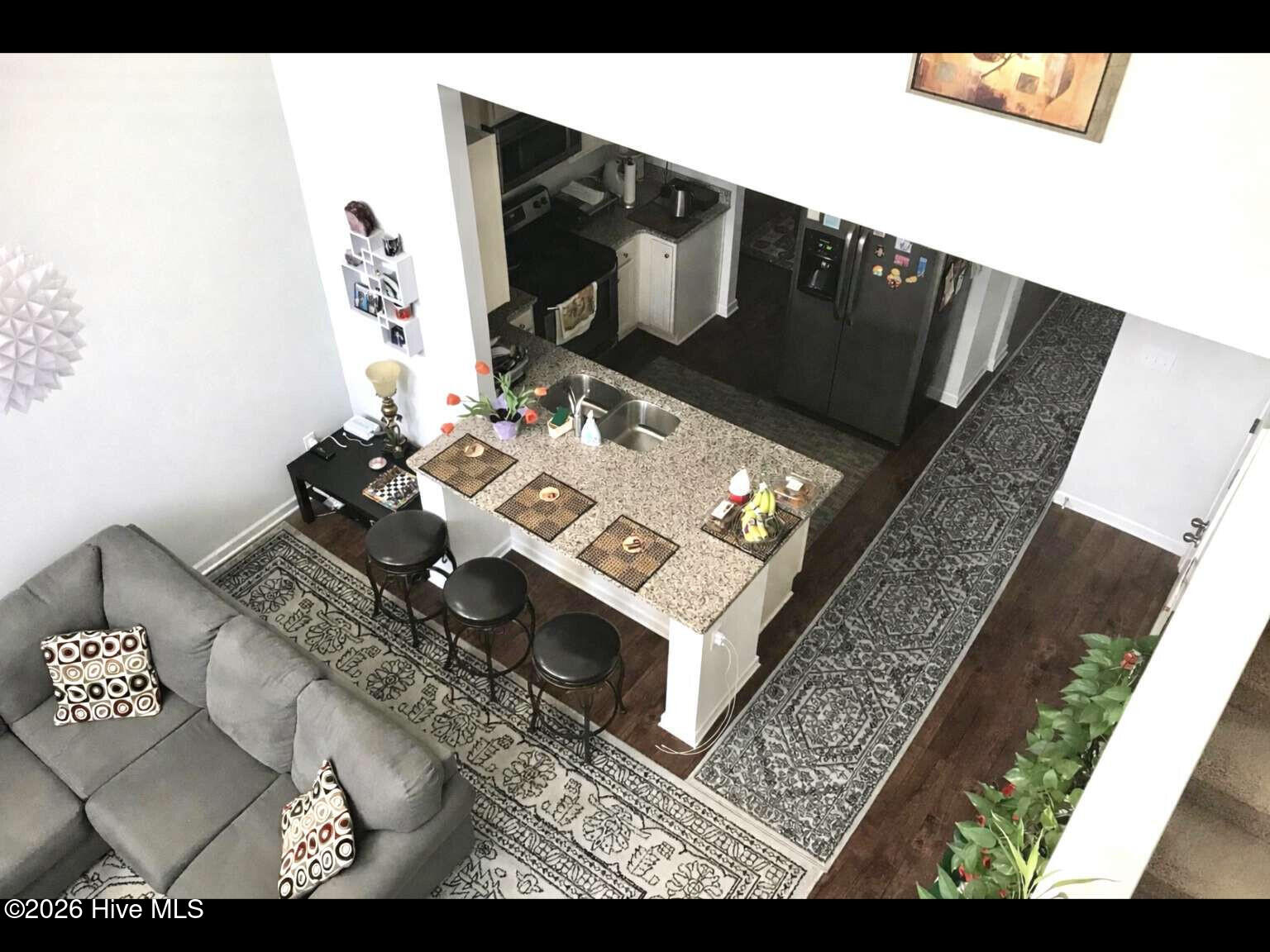 100576240