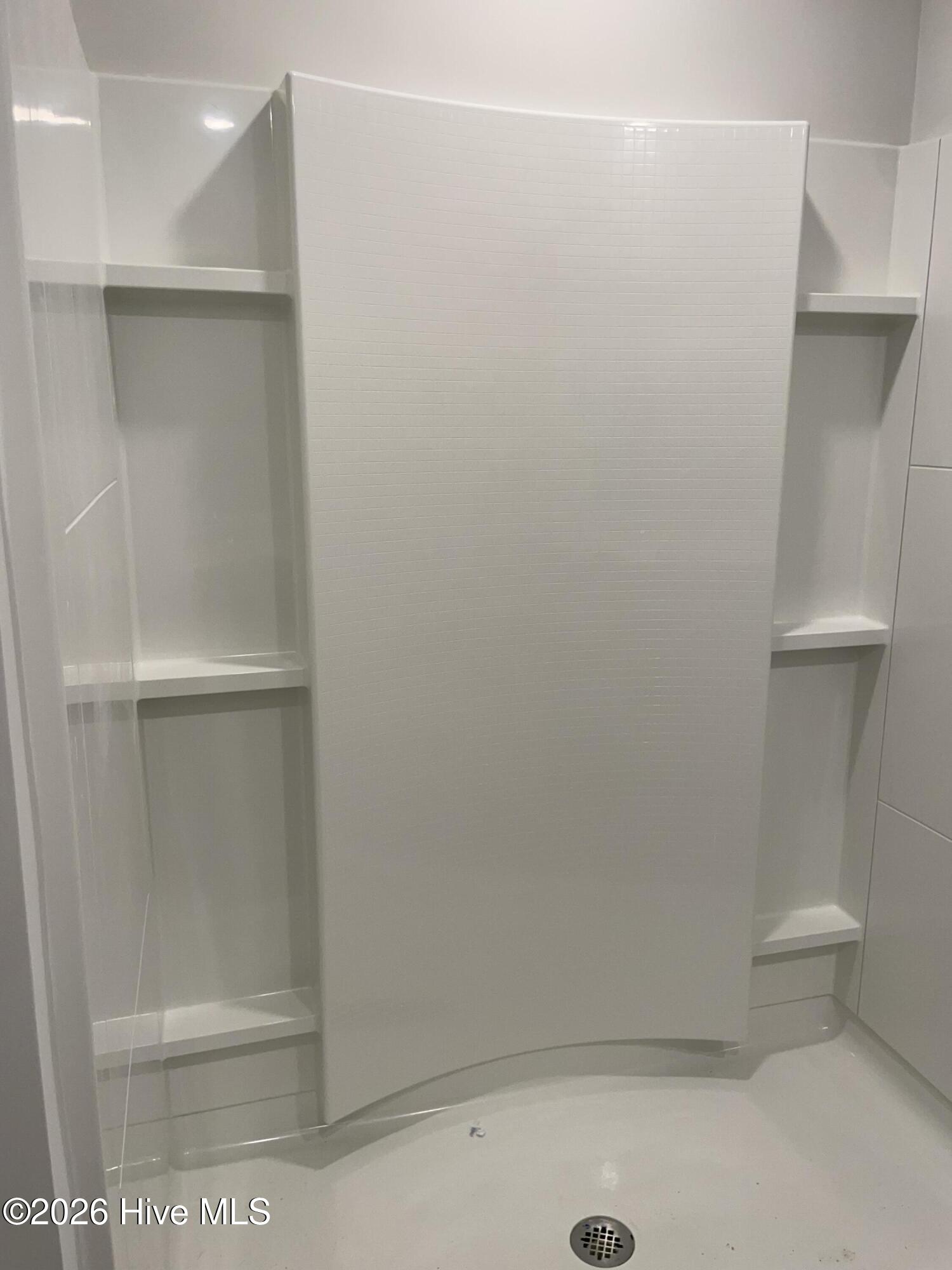 100548569 | Photo 20