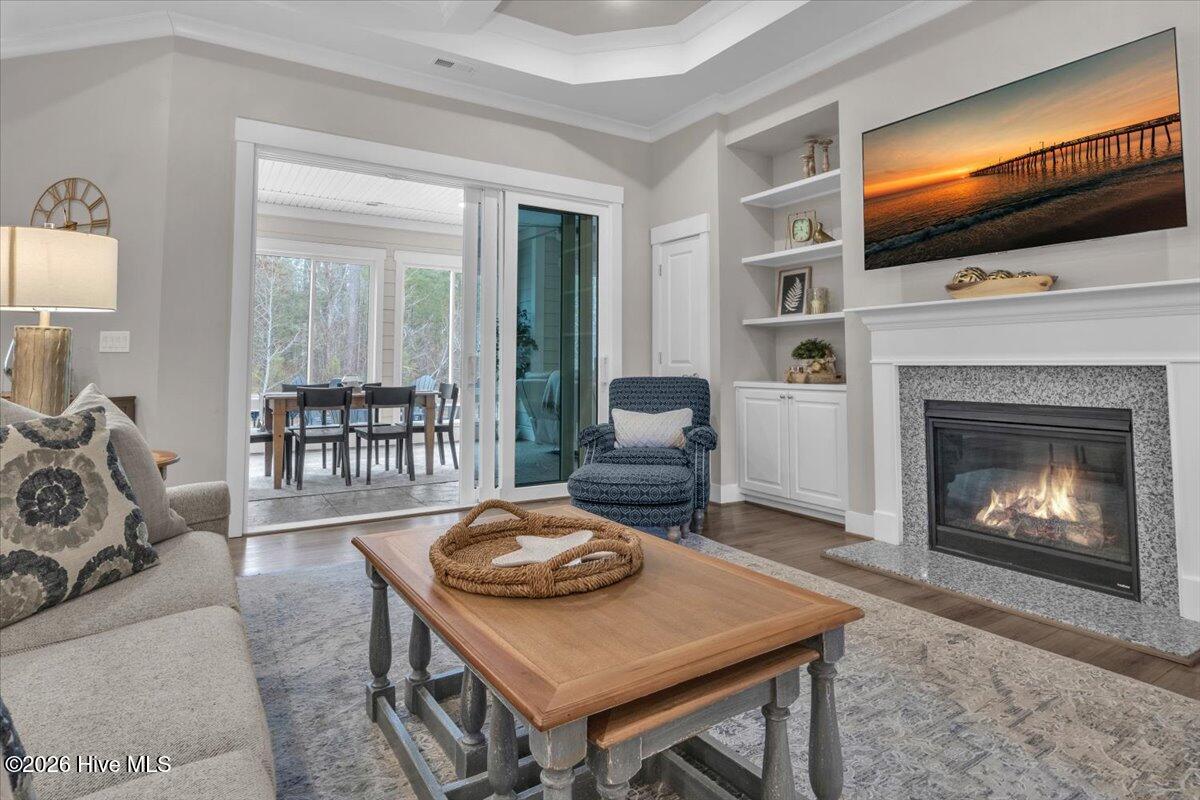 100558709 | Photo 19