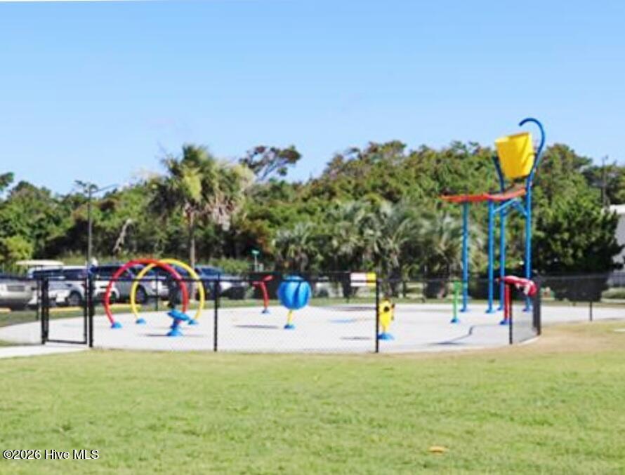 100552706 | Photo 27