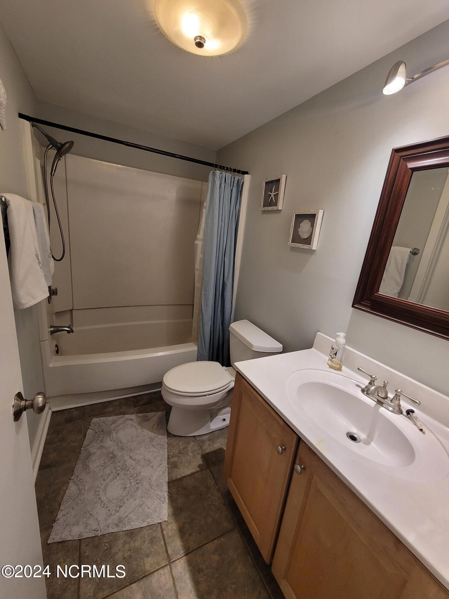 100565736 | Photo 20