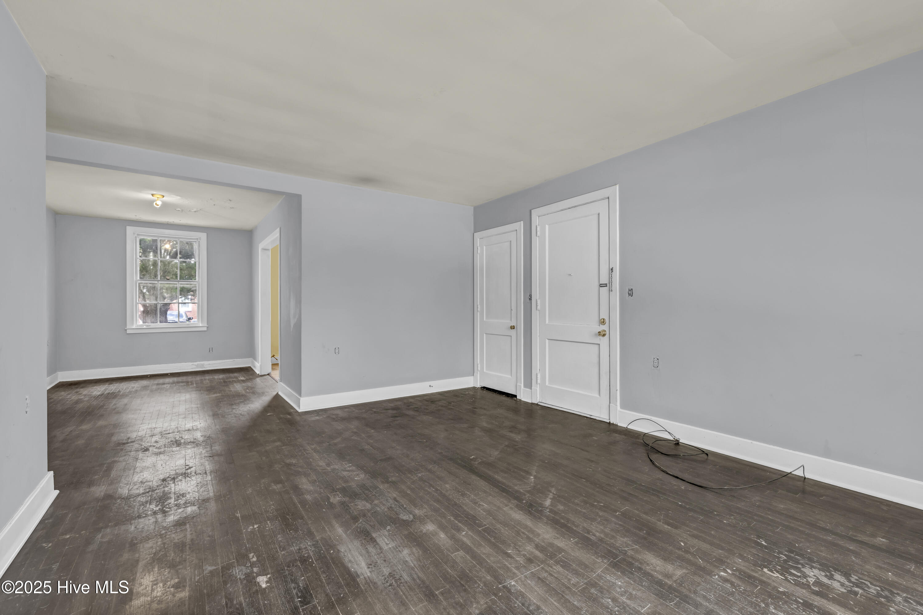 2940 Oleander Drive F5, Wilmington, NC 28403 – photo 12: Living Room