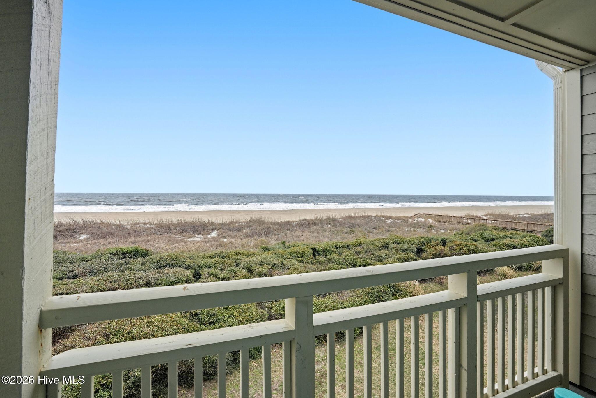 100557699 | Photo 33