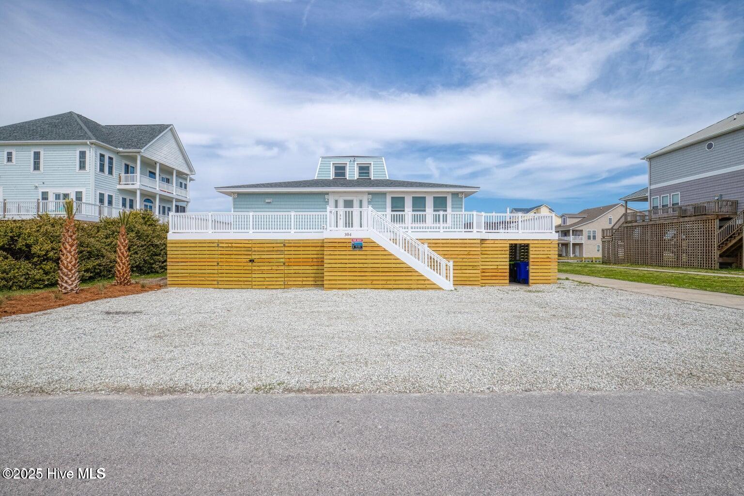 304 Marina Way, North Topsail Beach, NC, 28460