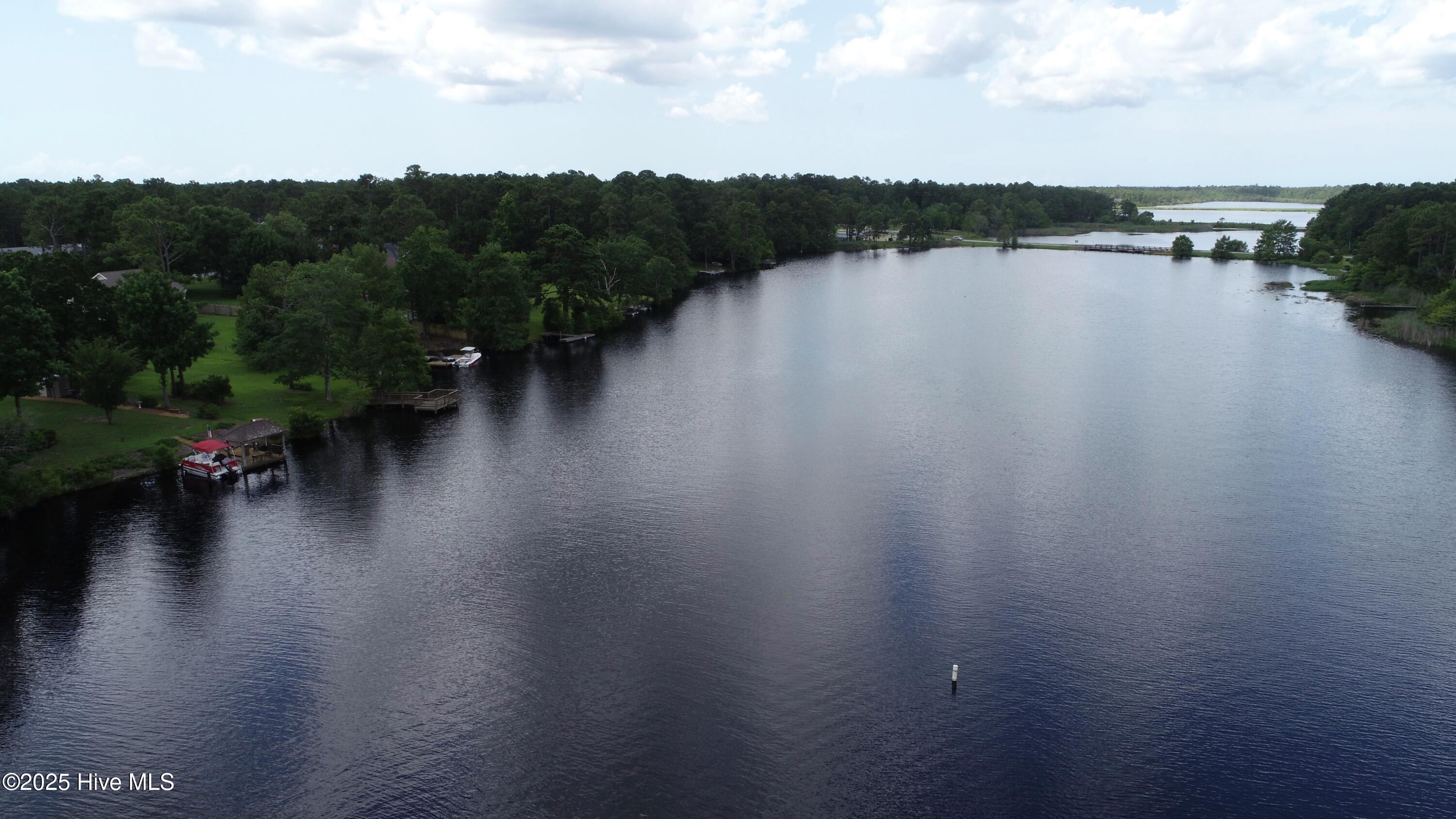 100539694 | Photo 40